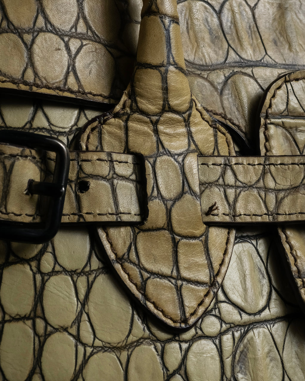 "MIU MIU" Belt strap design embossed leather hand bag