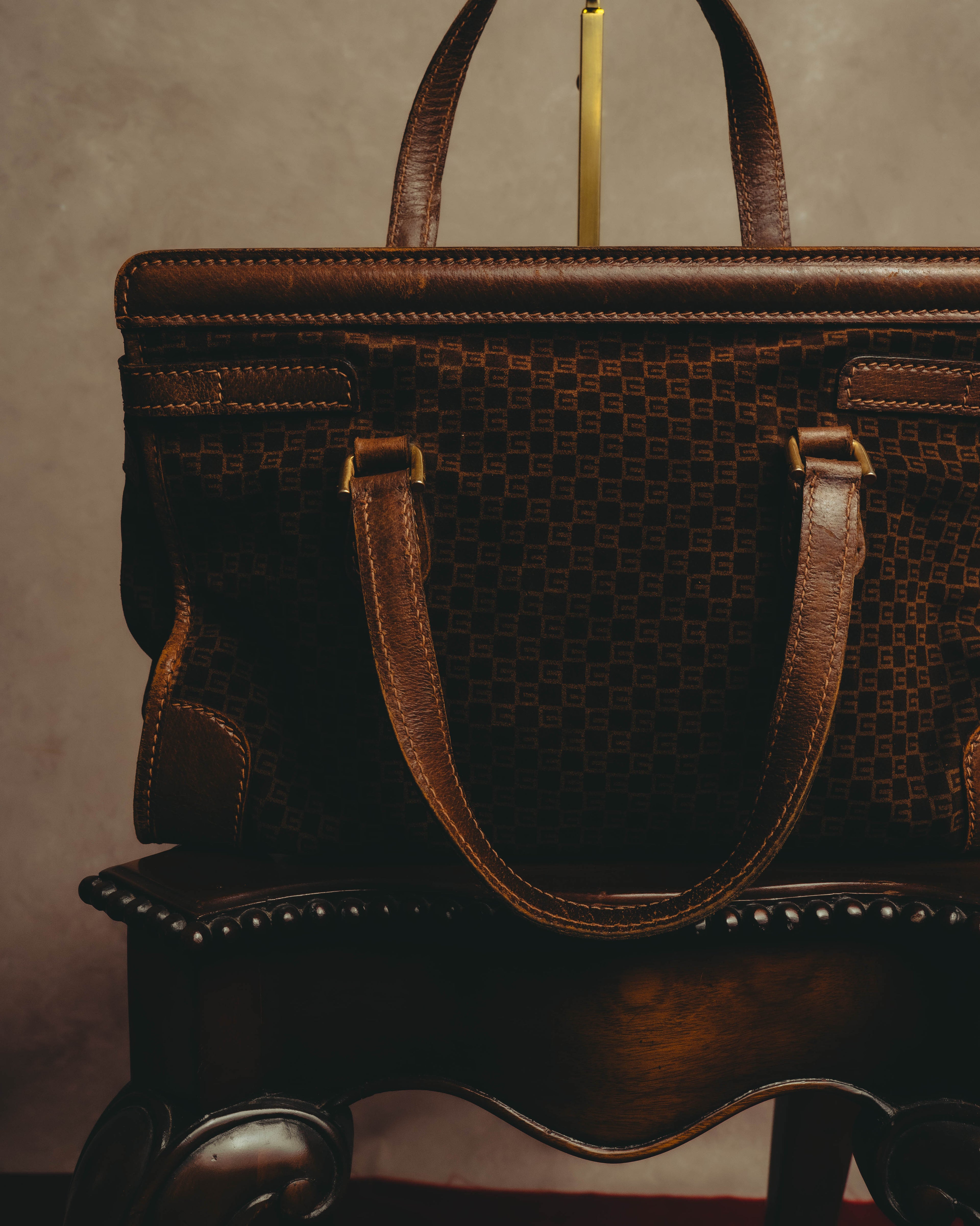 -SPECIAL- "GUCCI" 70's Micro GG suede turn-lock handbag