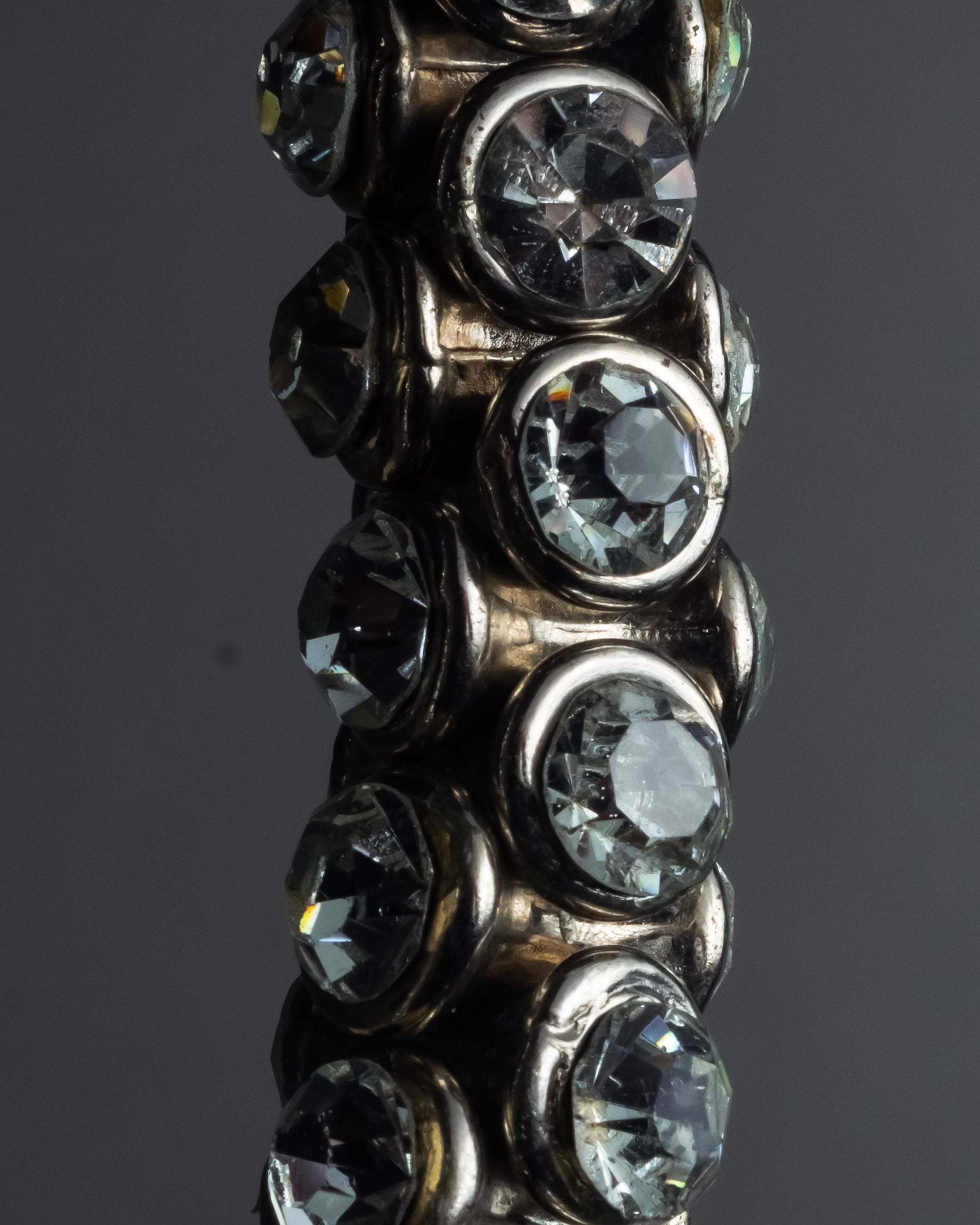 "DRIES VAN NOTTEN" 2022's Double crystal detail magnetic choker