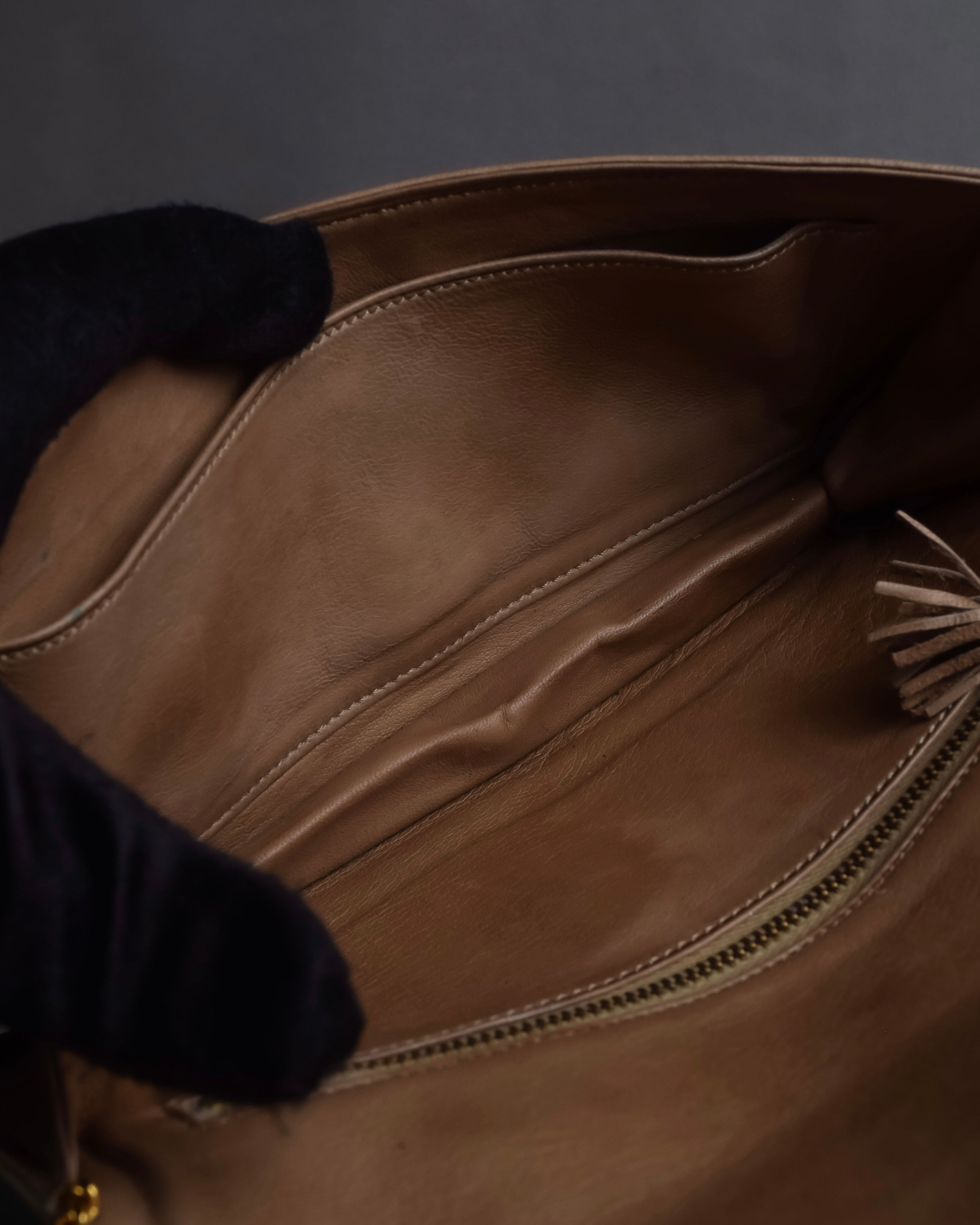 "HERMES" 70's Diamond stitched envelope leather bag