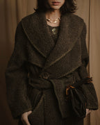 –SPECIAL– "FENDI"
Late 80s-early 90s oversized pile wool wrap coat