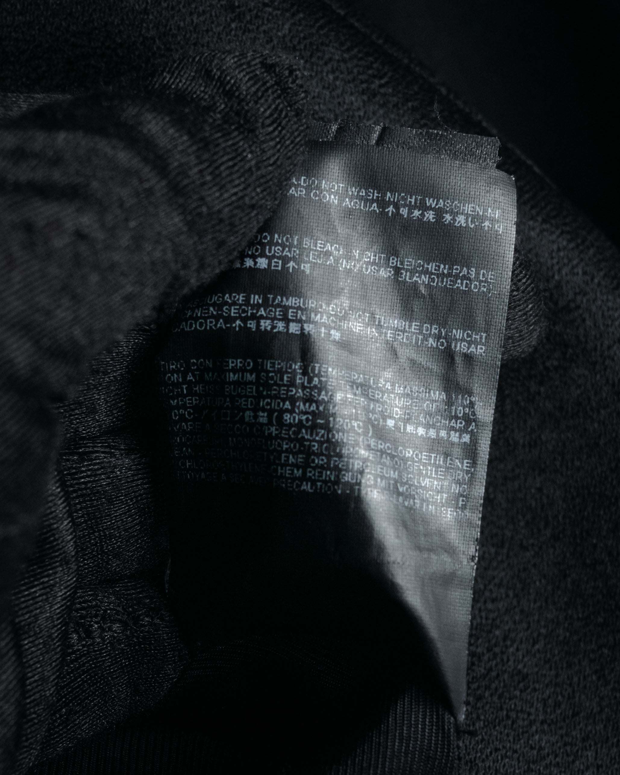 –SPECIAL– “BALENCIAGA” 2006-2012 Sculpted smoking jacket