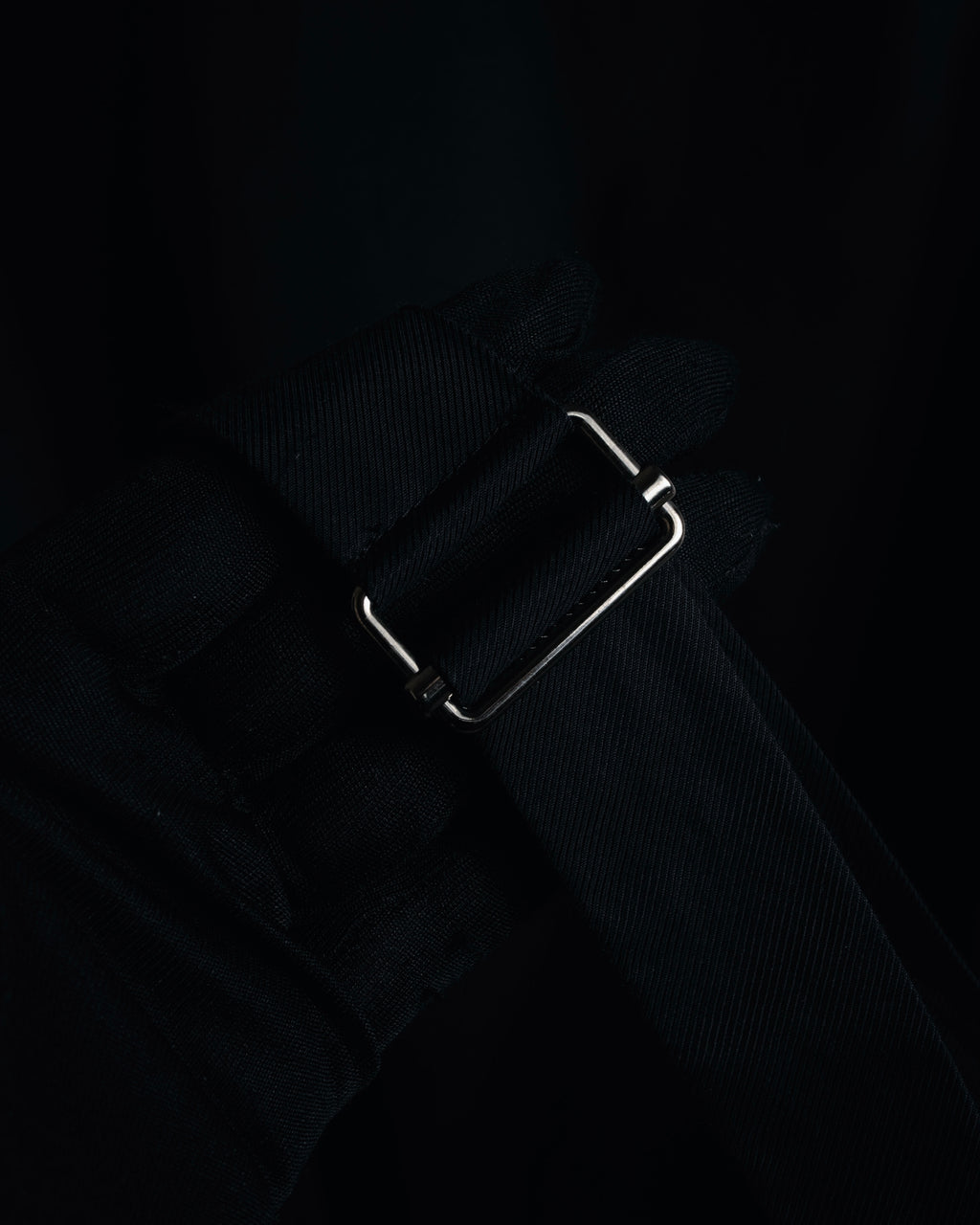 "Christian Dior" 23SS half double-breasted structured gilet