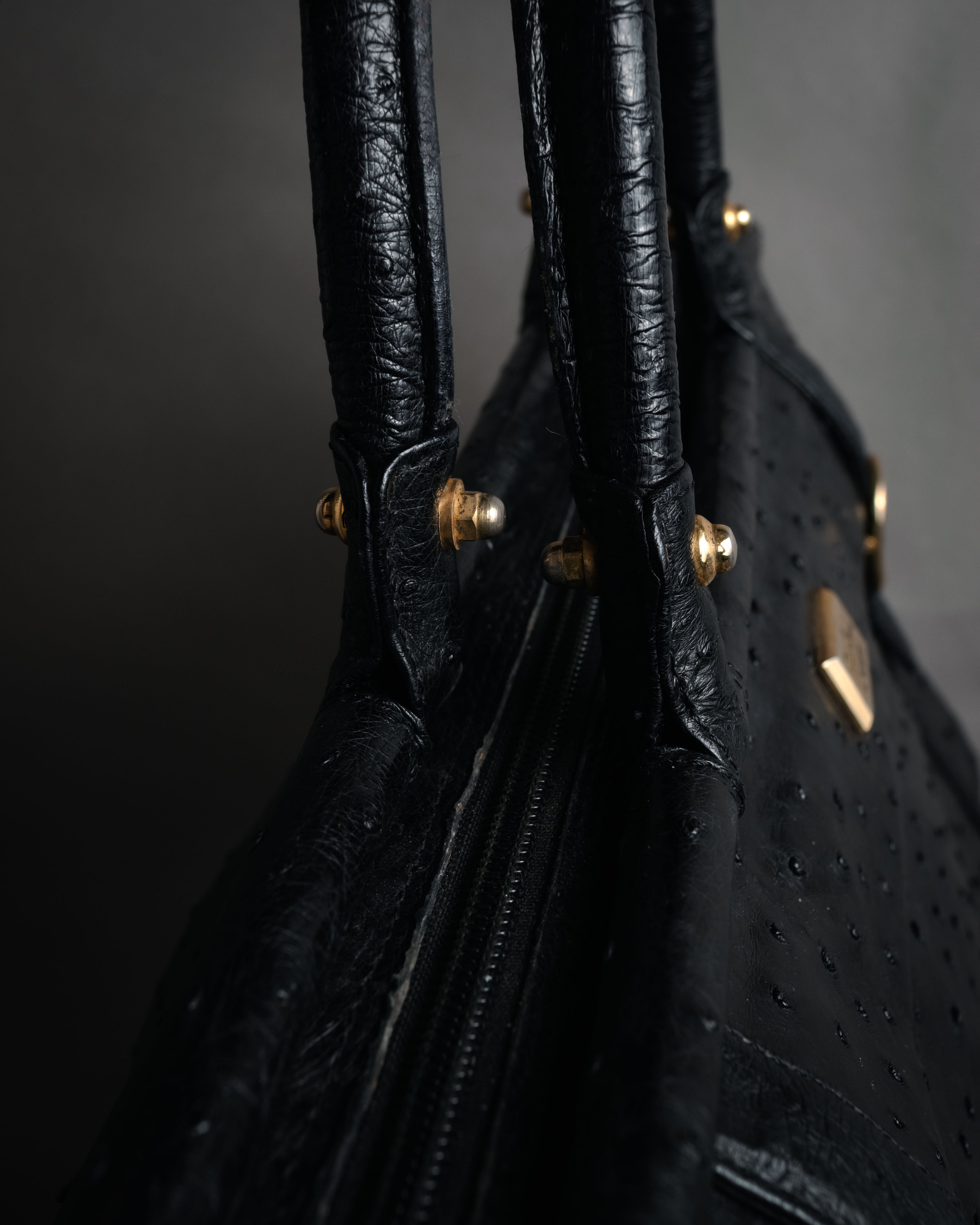 “pierre cardin” 80’s-90’s Ostrich leather structured doctor bag