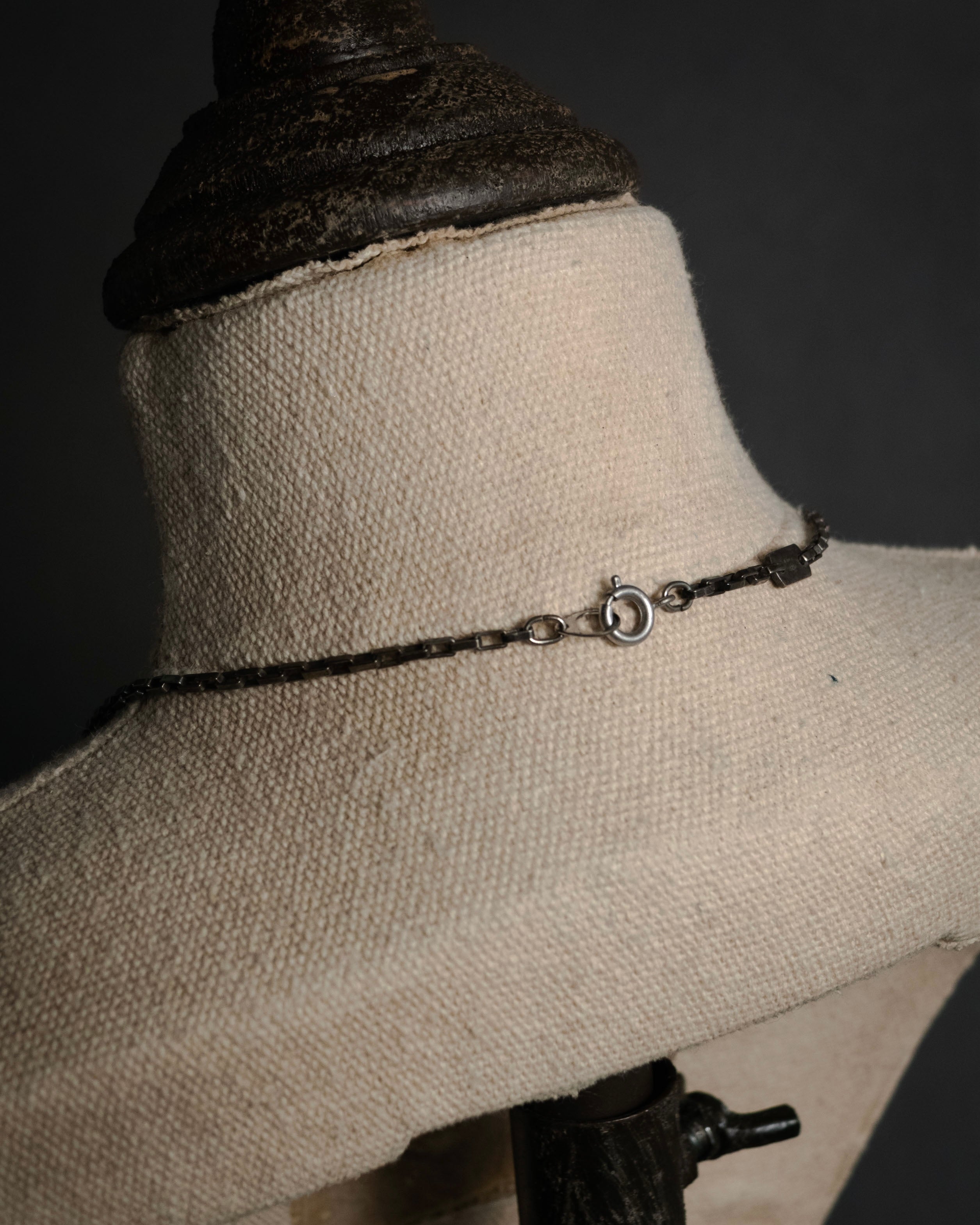 “GUCCI“ 2000’s openwork sphere pendant necklace