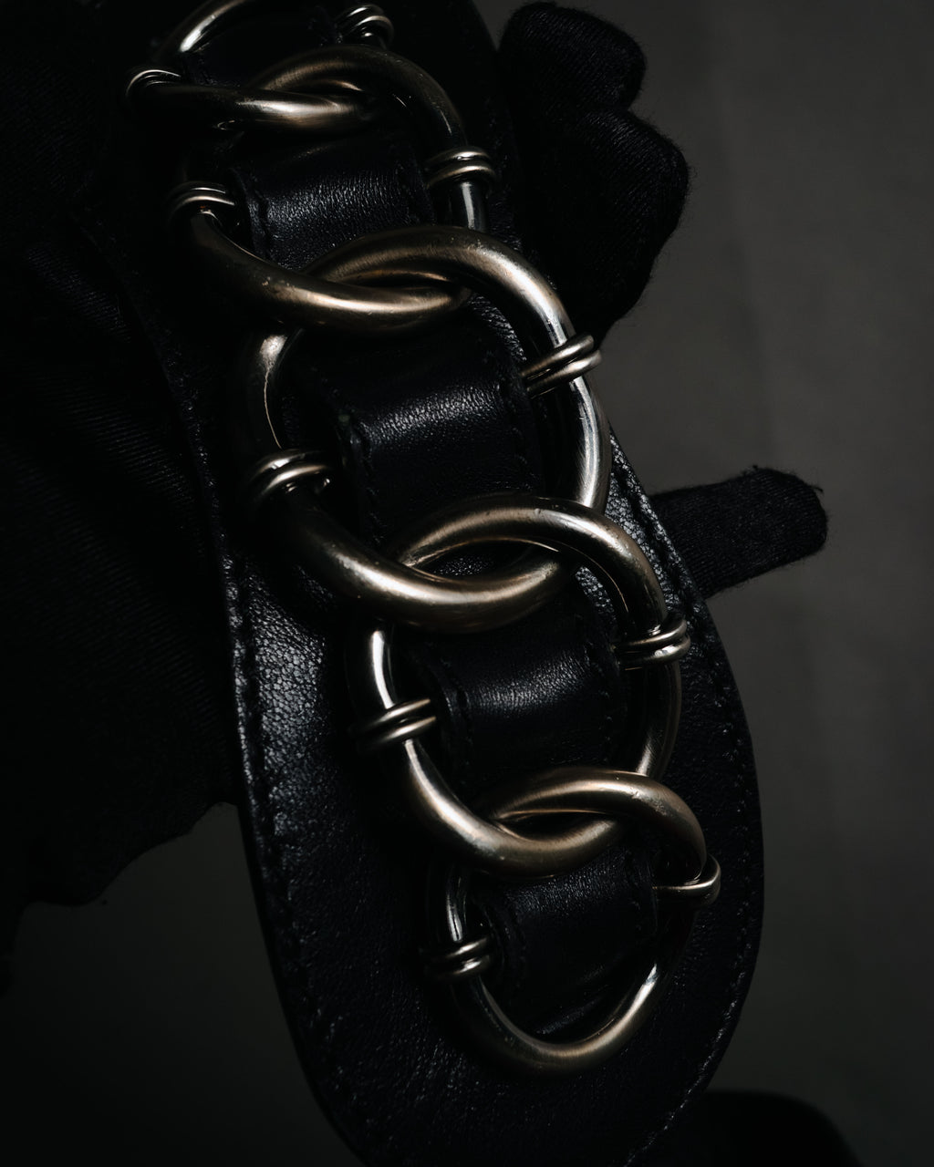 –SPECIAL– "Salvatore Ferragamo"
00’s Gancini ring-gathered nappa 2way bag