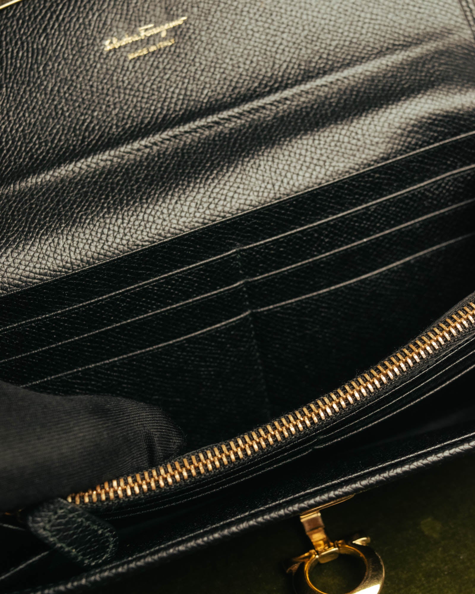 “Salvatore Ferragamo” Vintage gancini continental wallet