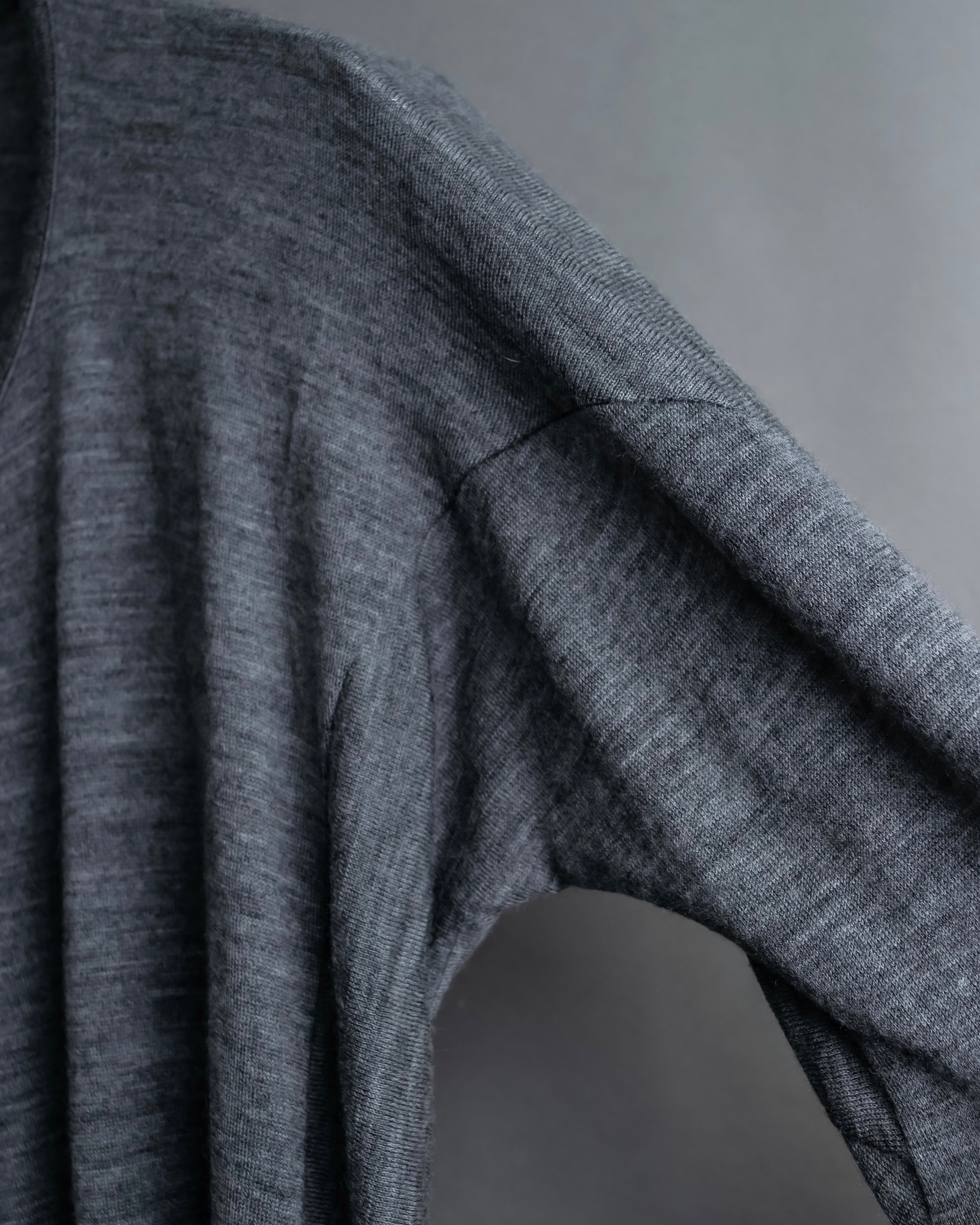 "JUNYA WATANABE COMME des GARCONS" 2008AW Collection Pieces Connected arms design knit