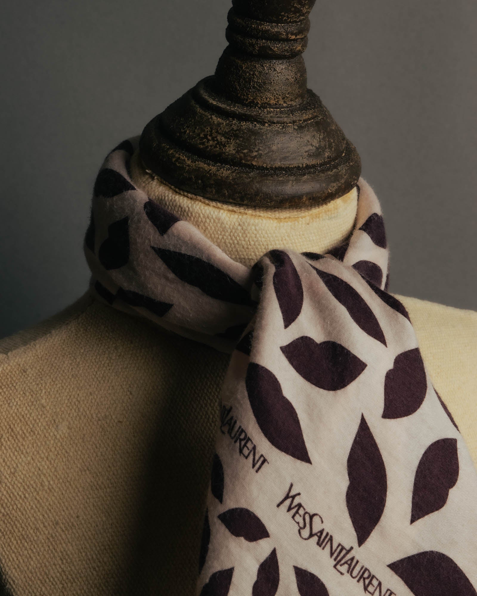 “Yves Saint Laurent” 80’s-90’s Leaf motif logo mini scarf