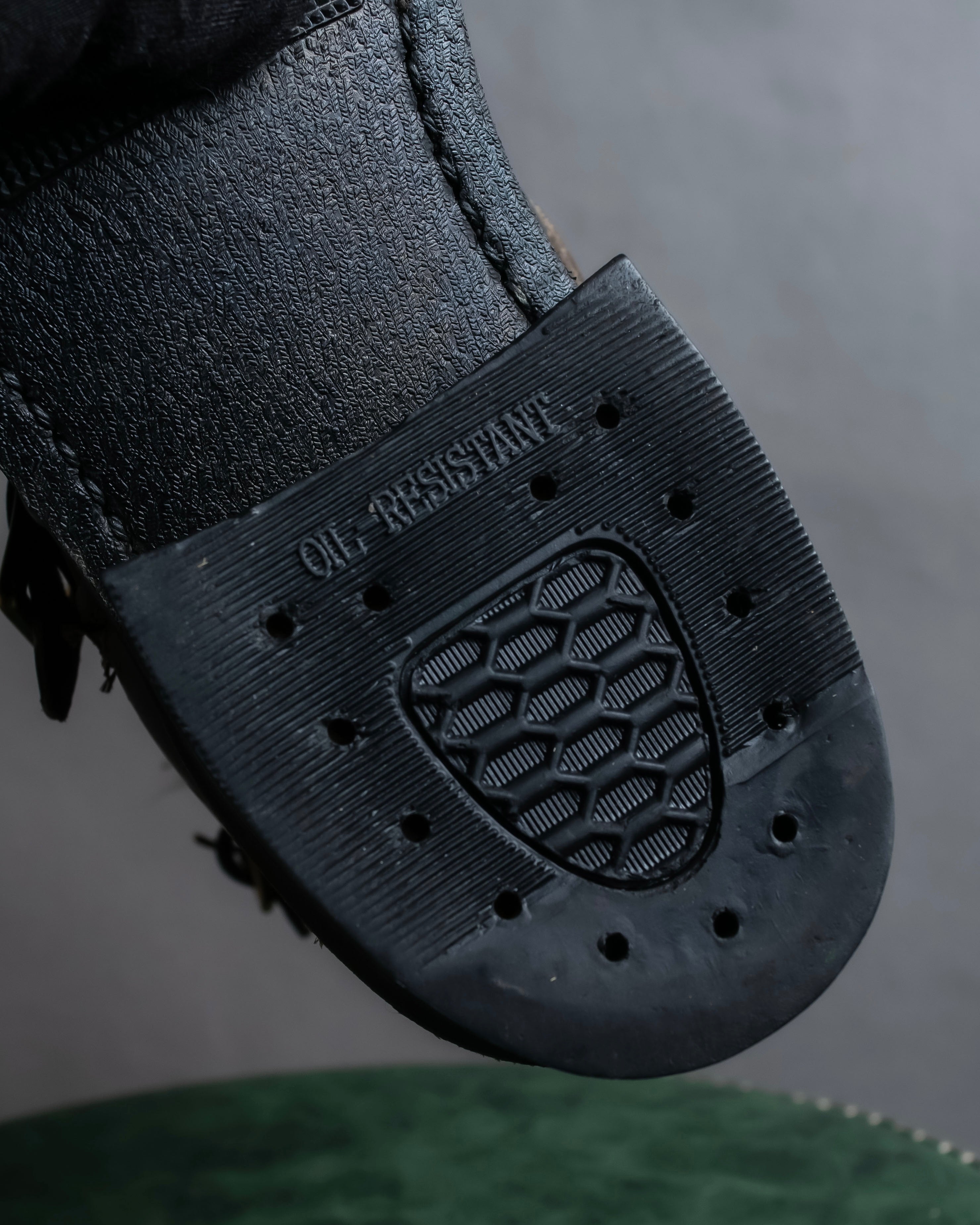 "COACH×FRYE" Brass buckle design shearling lined biker boots