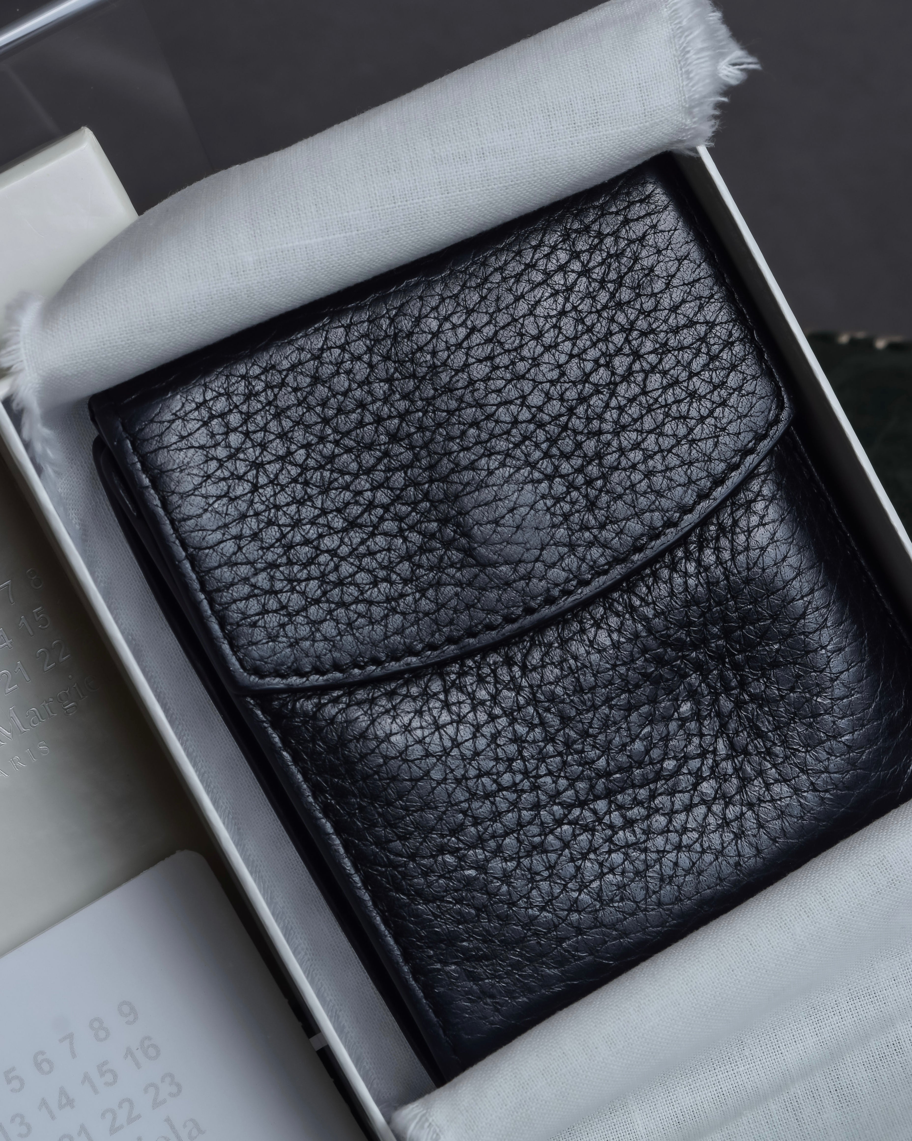 "MAISON MARGIELA" Grain texture leather snap wallet