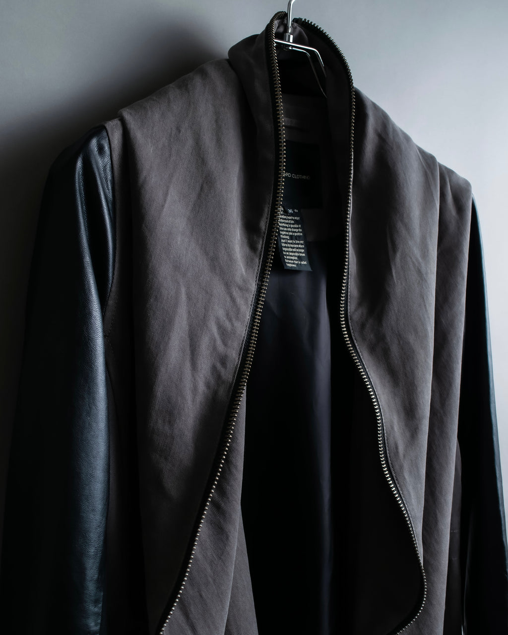 “DOUBLE STANDARD CLOTHING” Designed sleeve hooded middle coat
