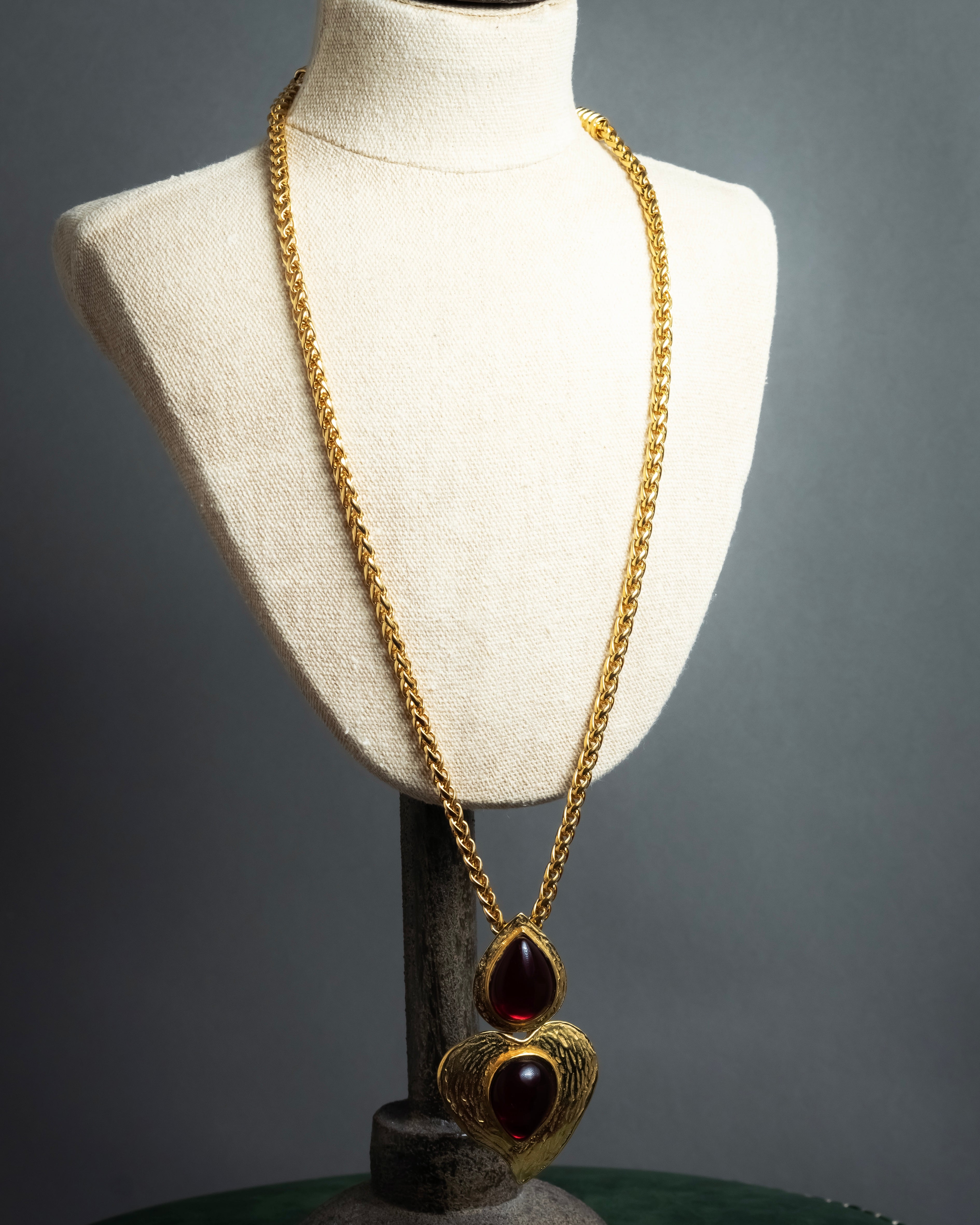 "YVES SAINT LAURENT" Vintage drop motif gold chain necklace