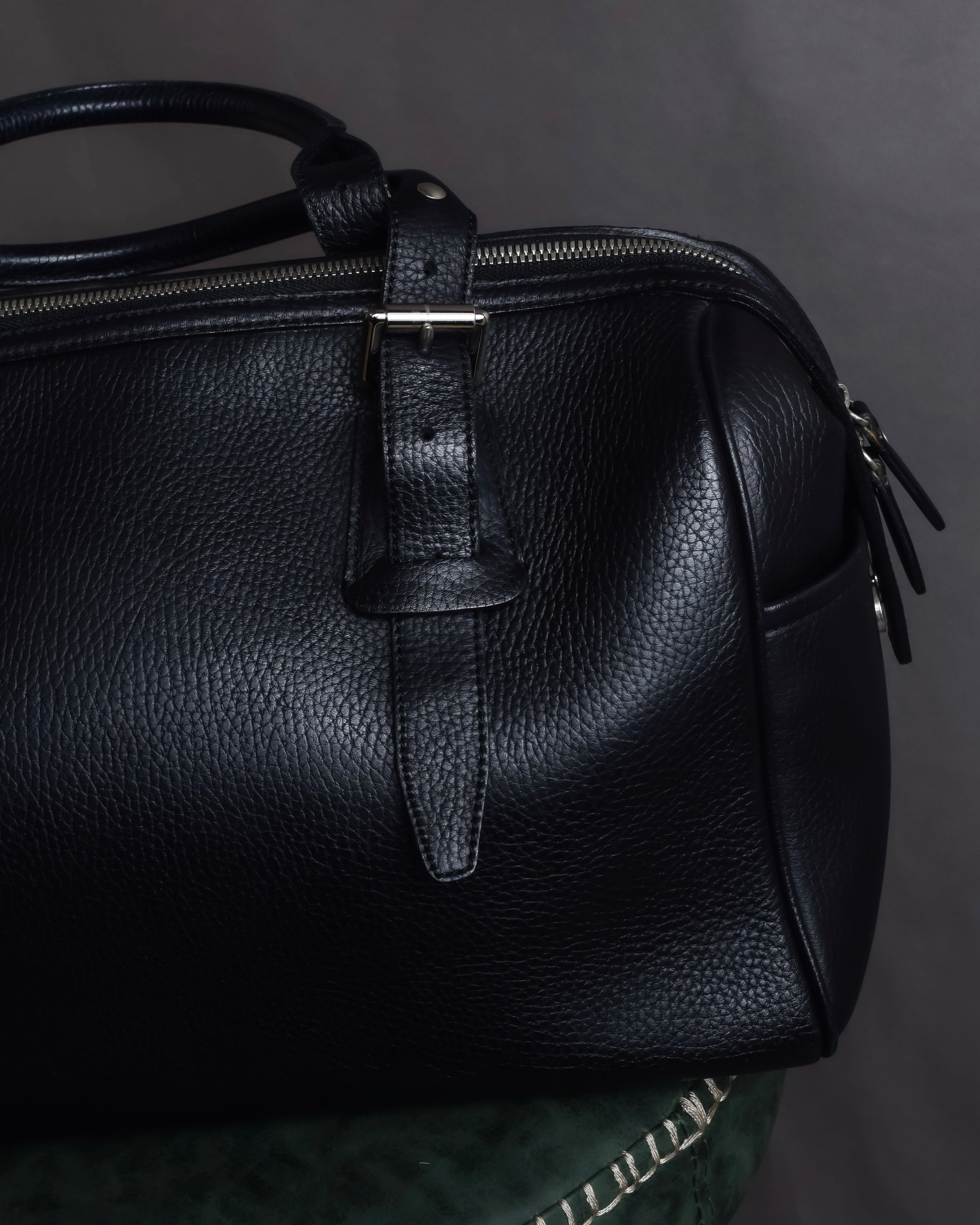 "BURBERRY" Refined design mini Boston leather bag