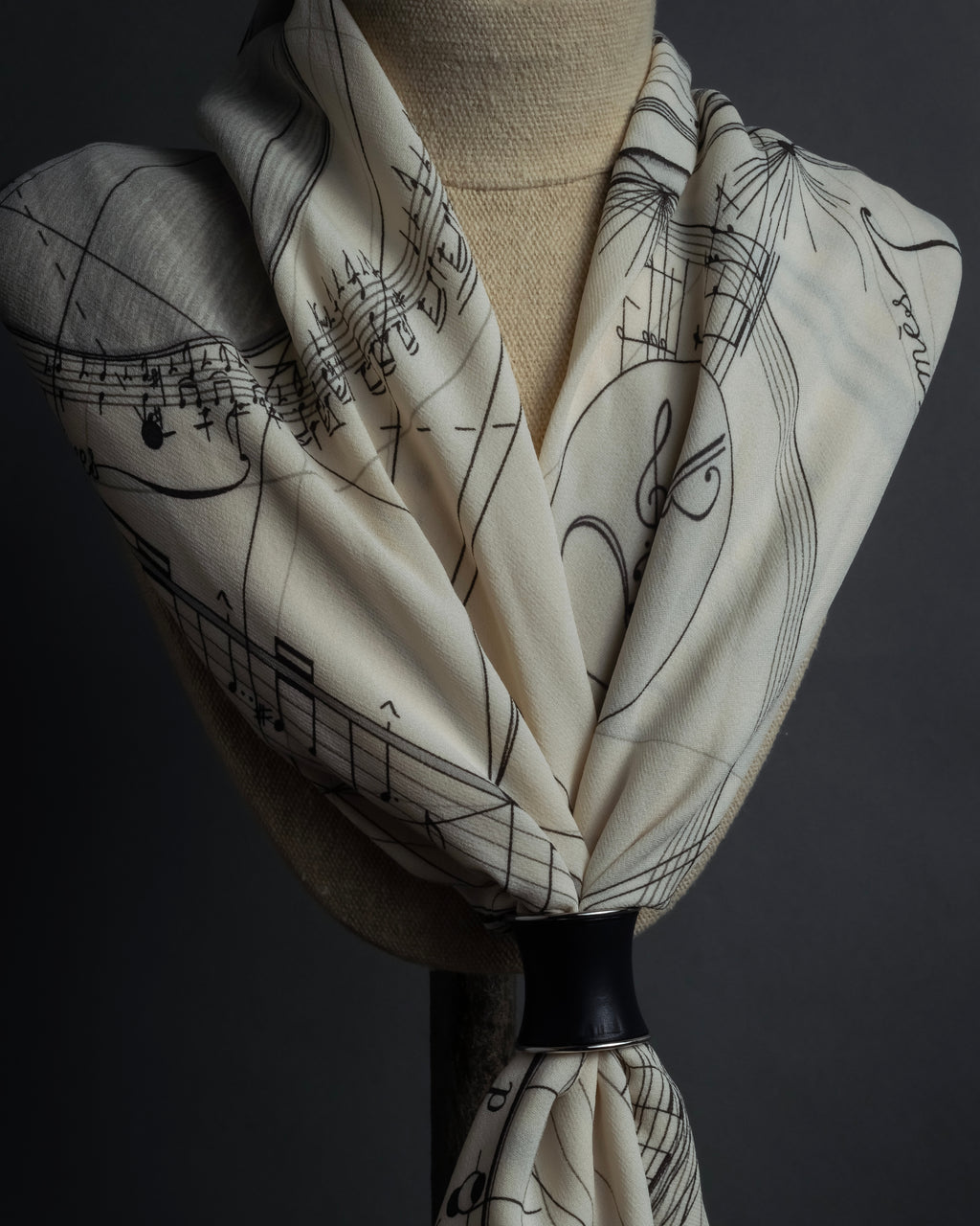 "HERMES" Drum-shaped calf leather scarf ring