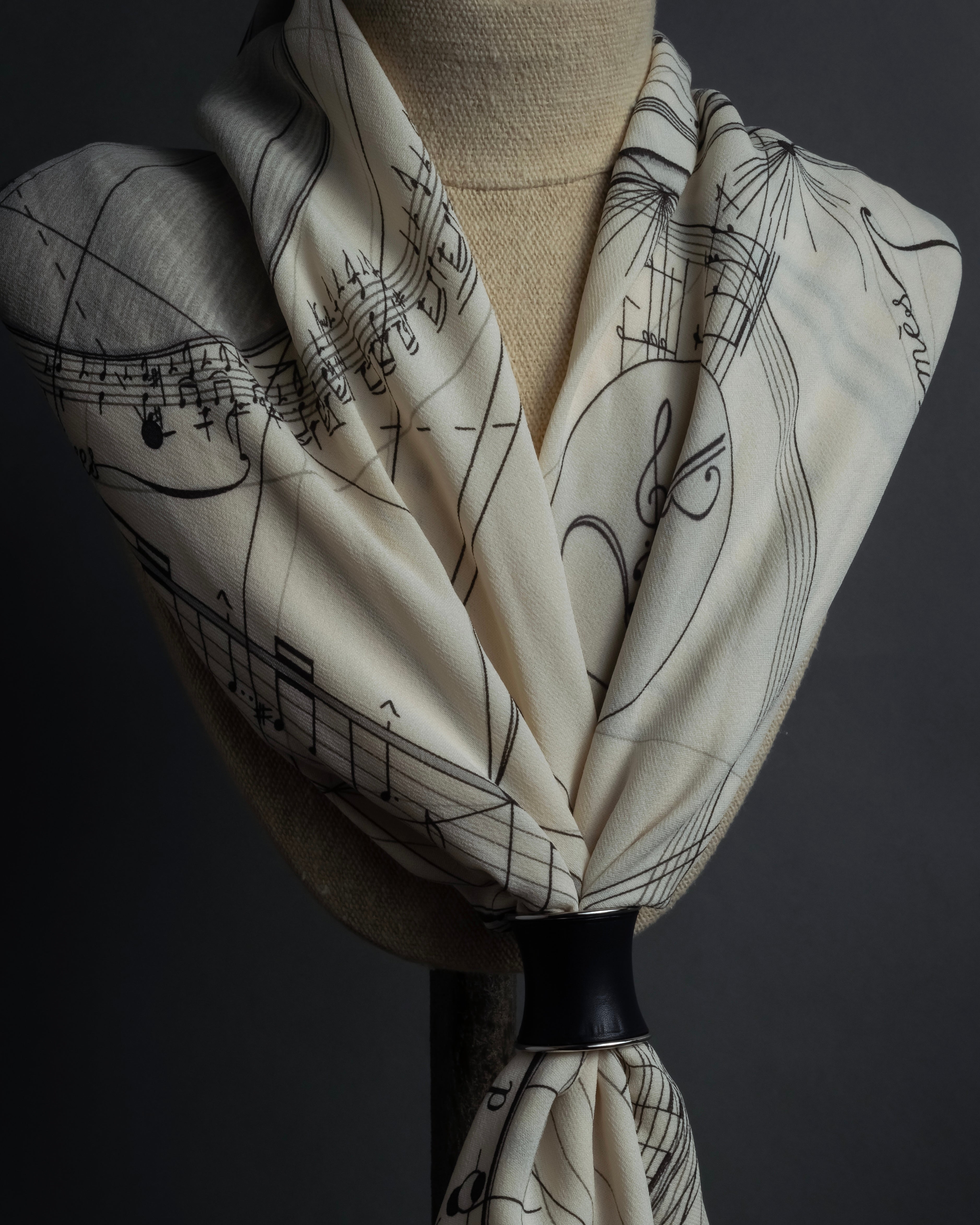 "HERMES" Drum-shaped calf leather scarf ring