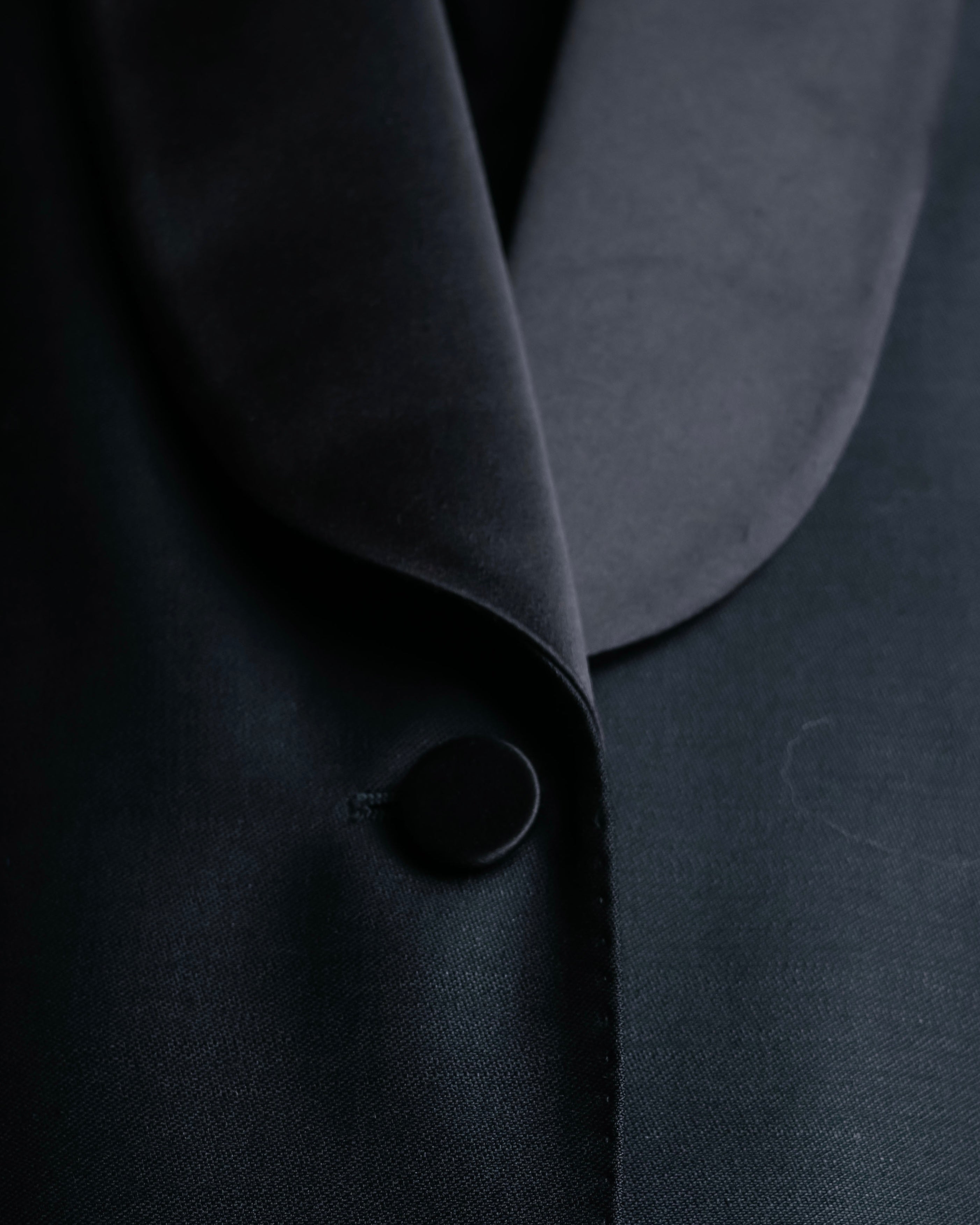 "GUCCI" Pre-Fall 2018 collection message embroidered shawl collar jacket