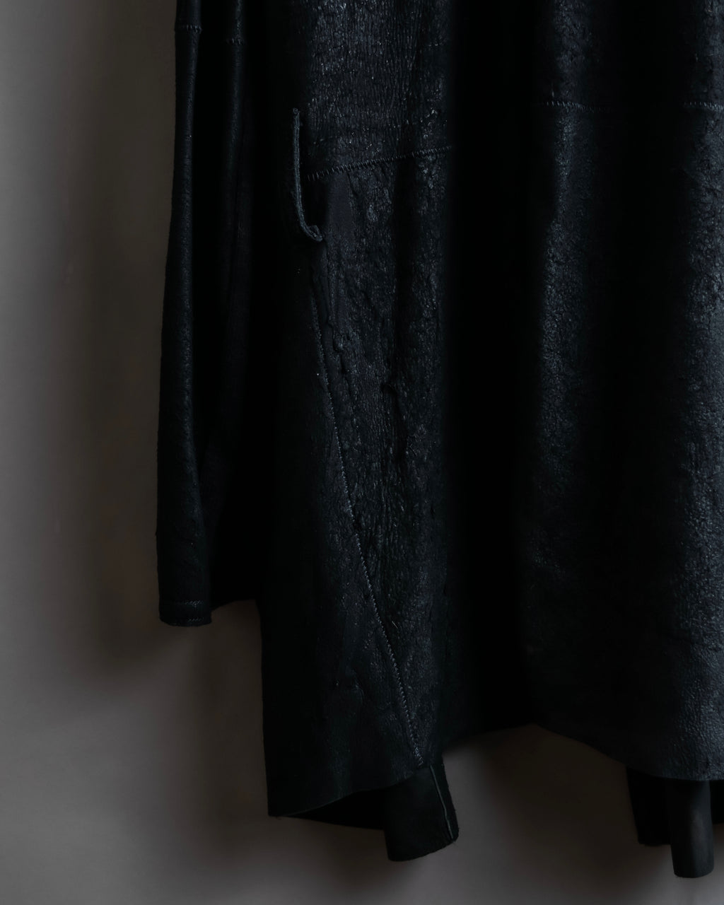 "ISAAC SELLAM" Cut-off design belted leather jacket