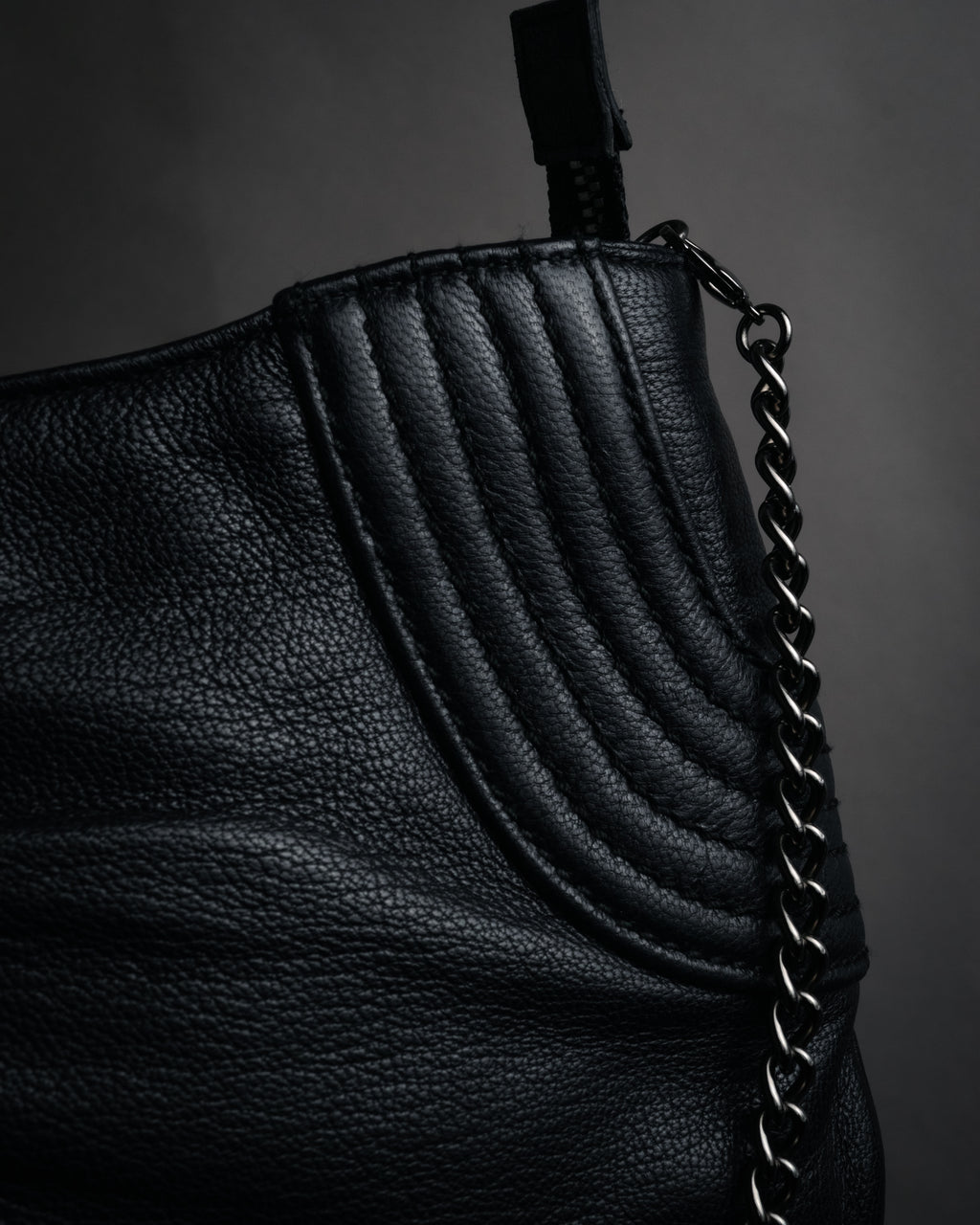 “Salvatore Ferragamo” 2000’s Gathered leather chain shoulder bag