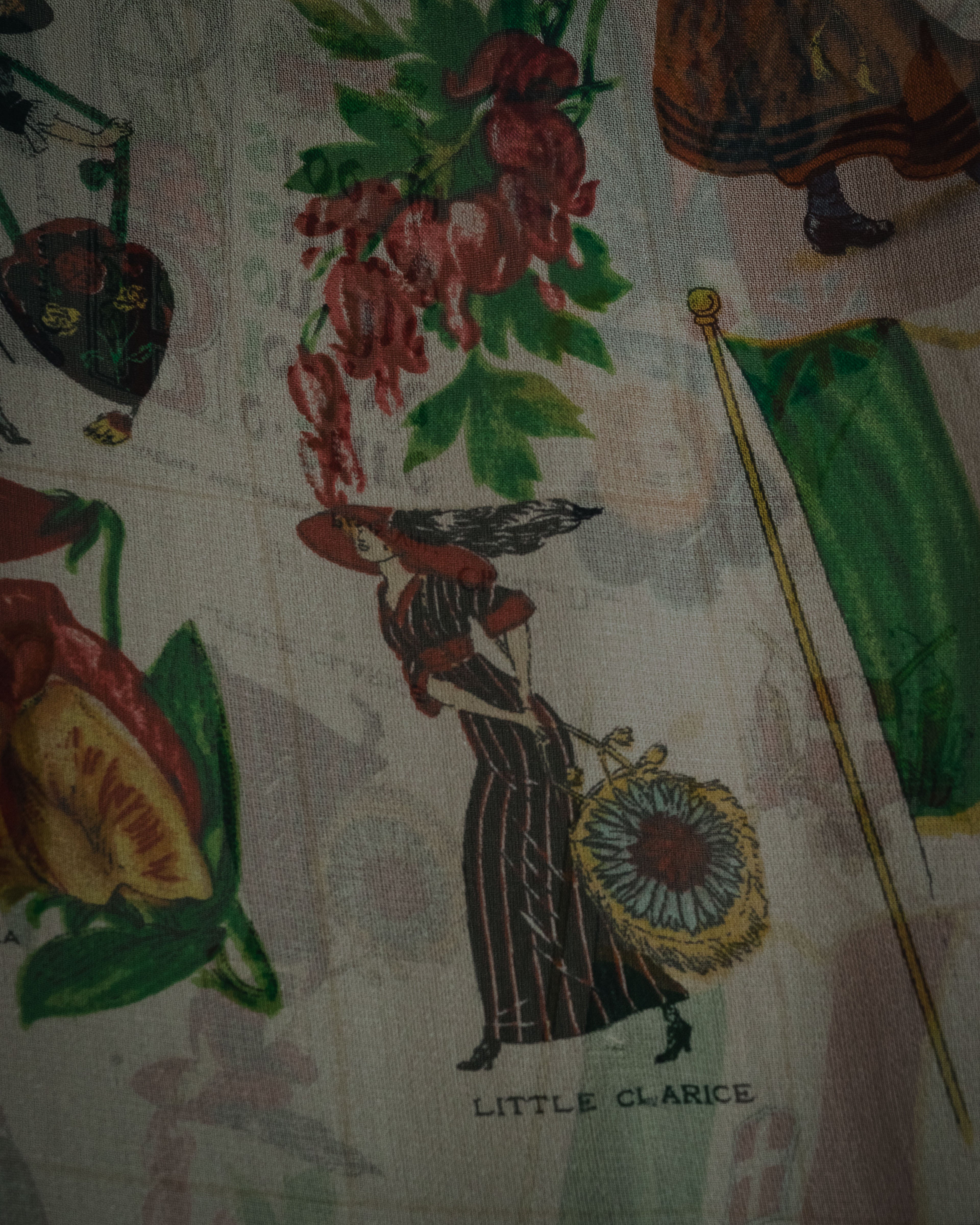 –SPECIAL– "Christian Dior"
00’s historic collage-print silk chiffon large stole