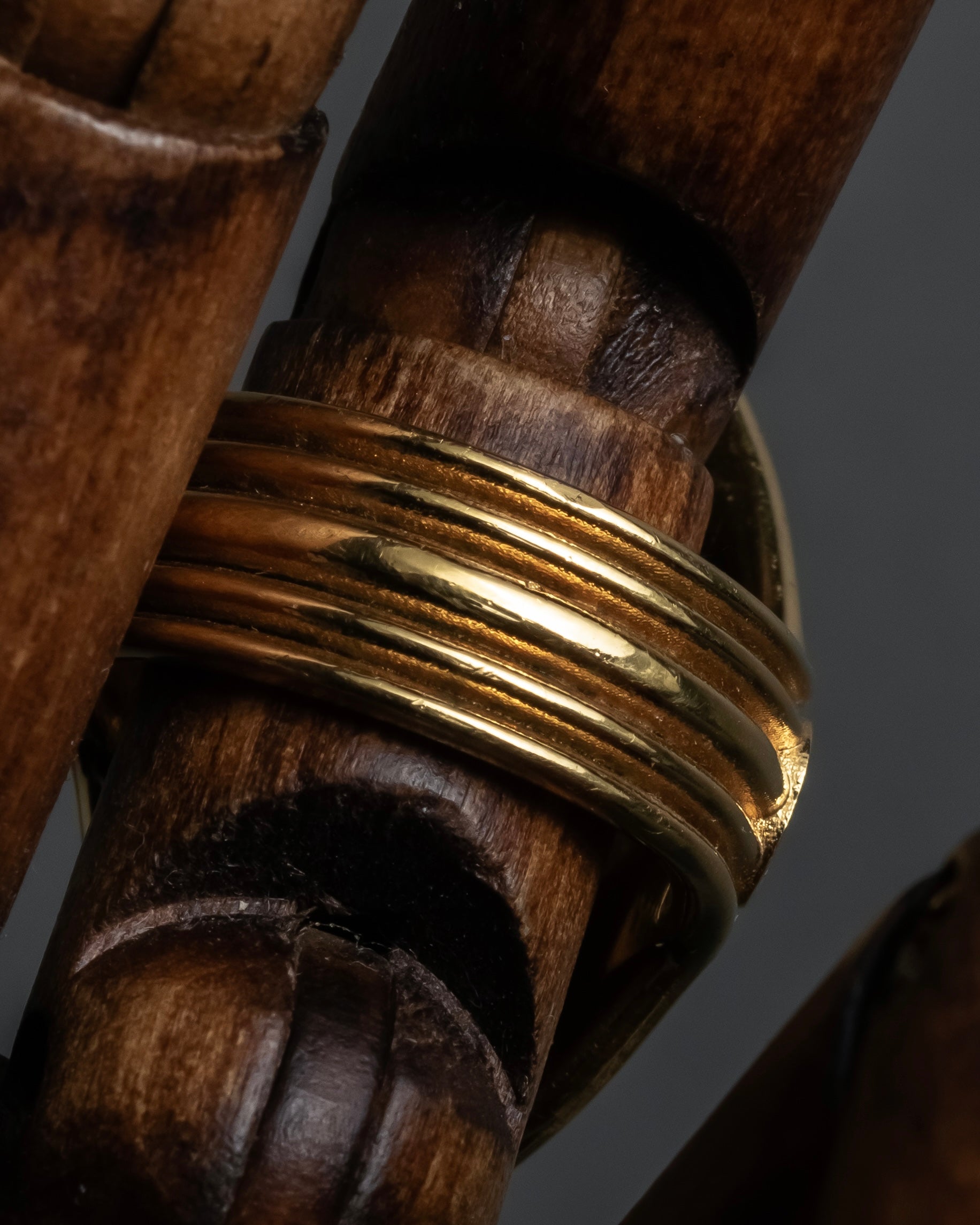 "GUCCI" Interlocking G rhinestone design dome-shaped ring