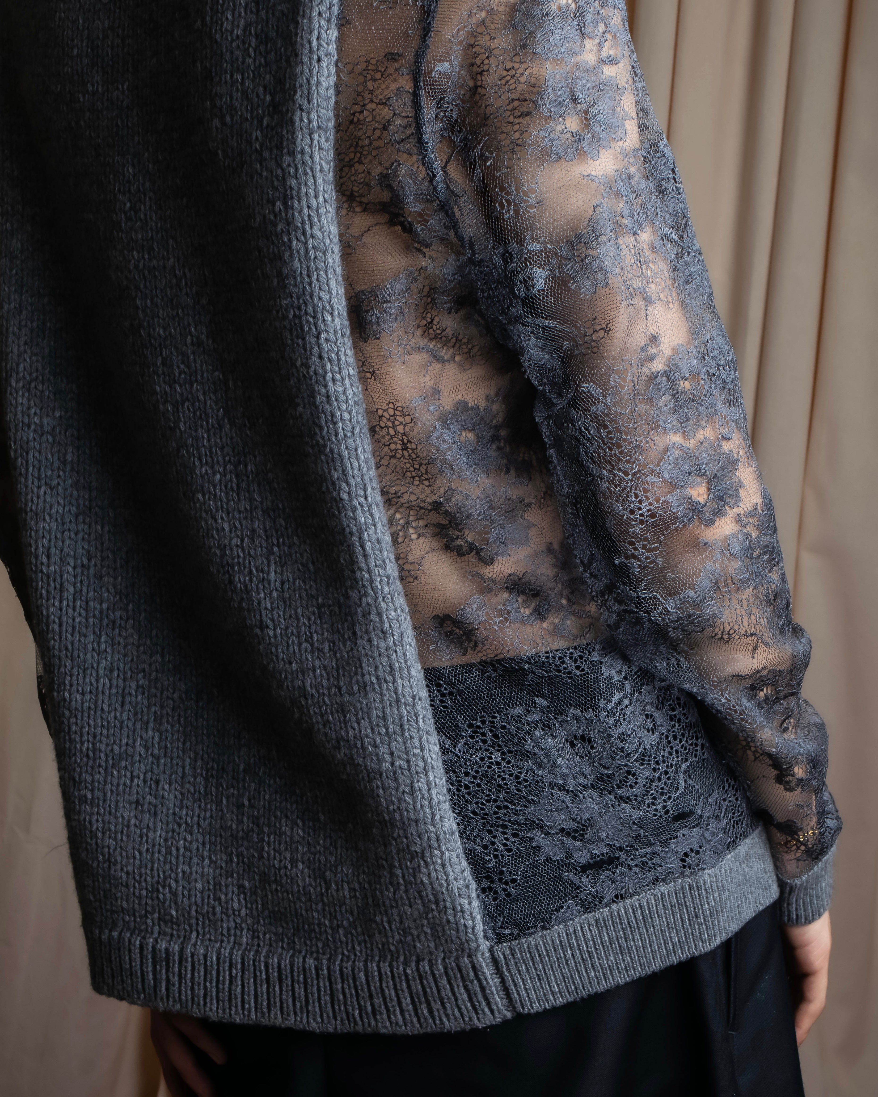"VALENTINO" Floral lace cable knit docking design pullover