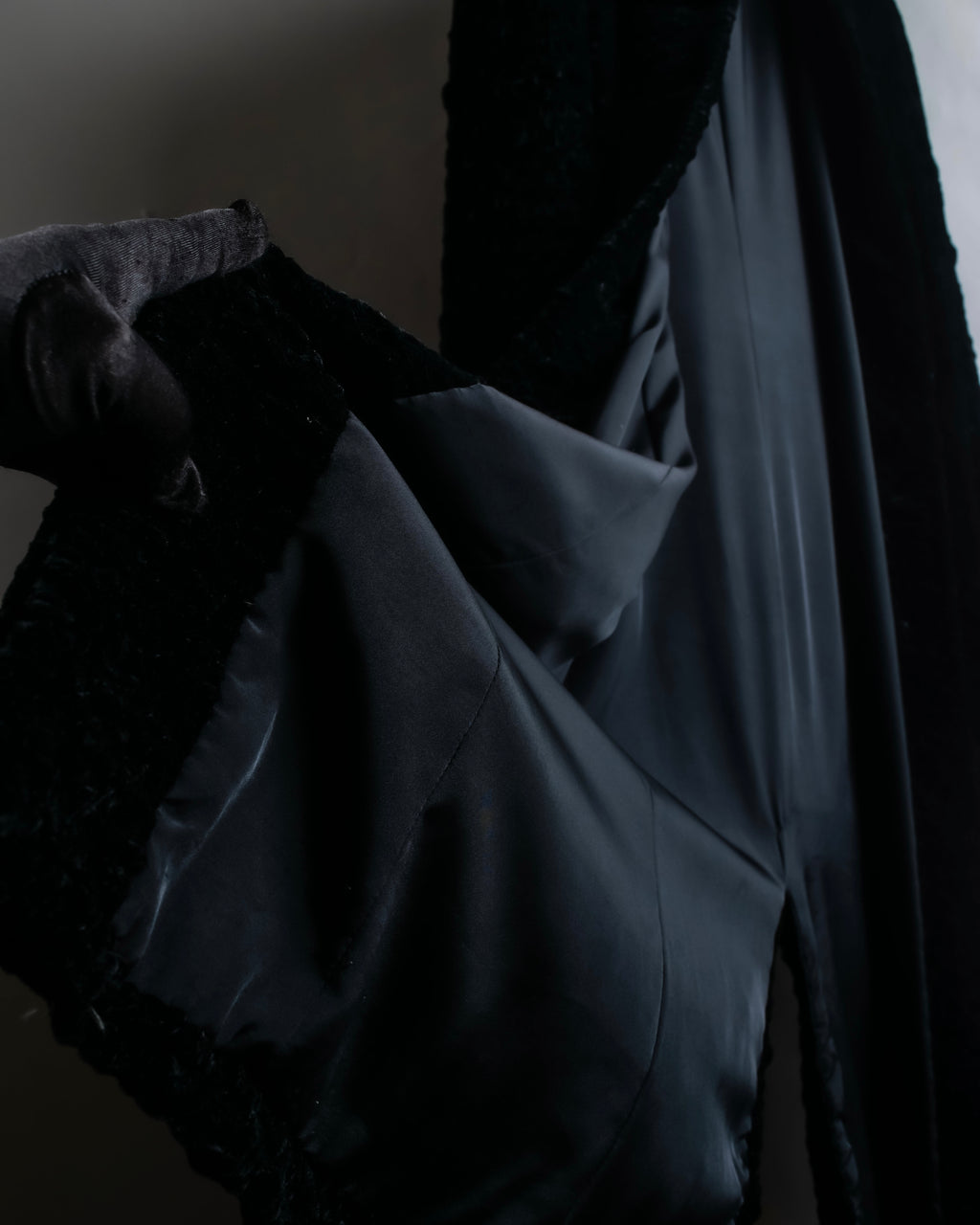 "GIORGIO ARMANI" Stand collar velour long coat