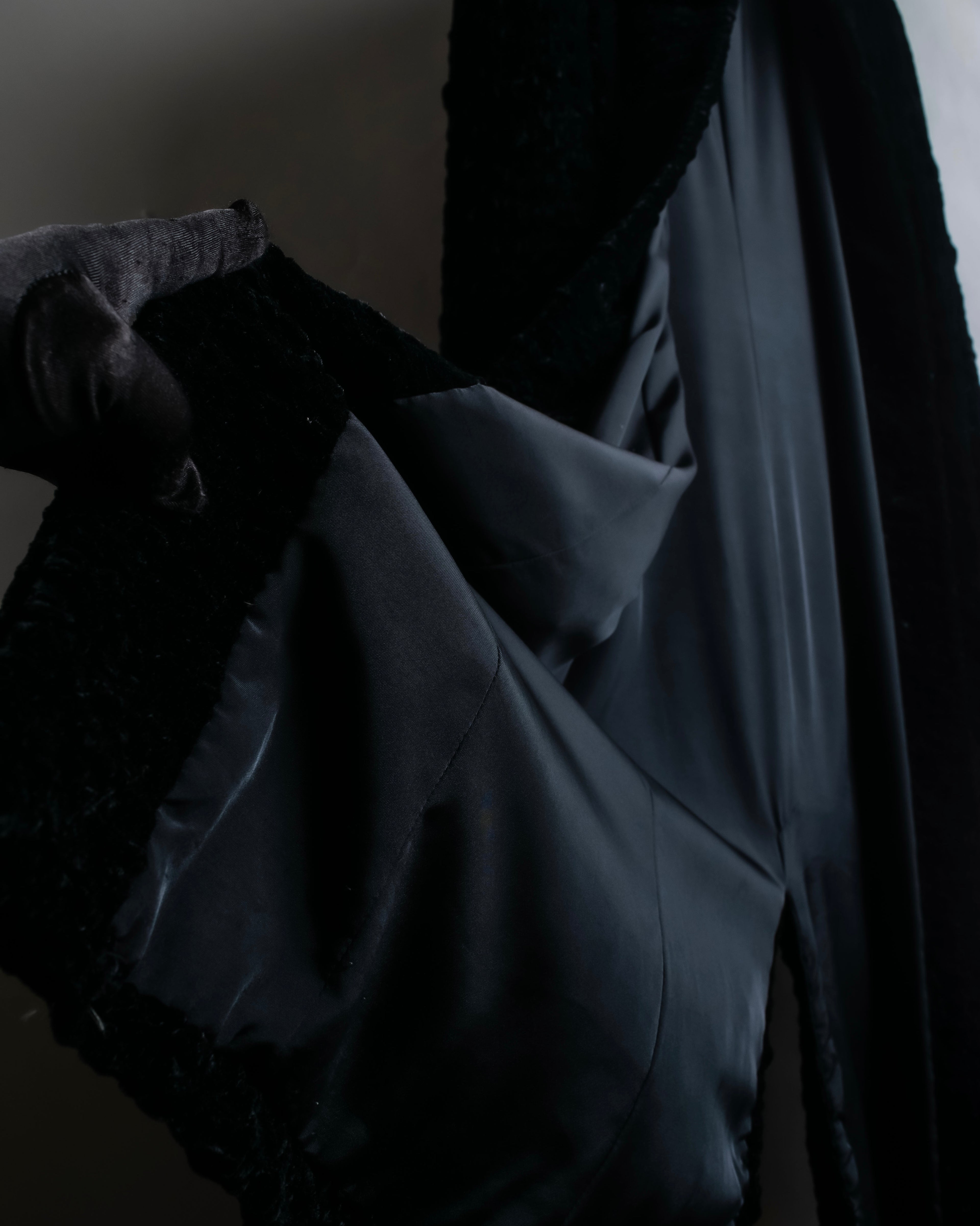 "GIORGIO ARMANI" Stand collar velour long coat