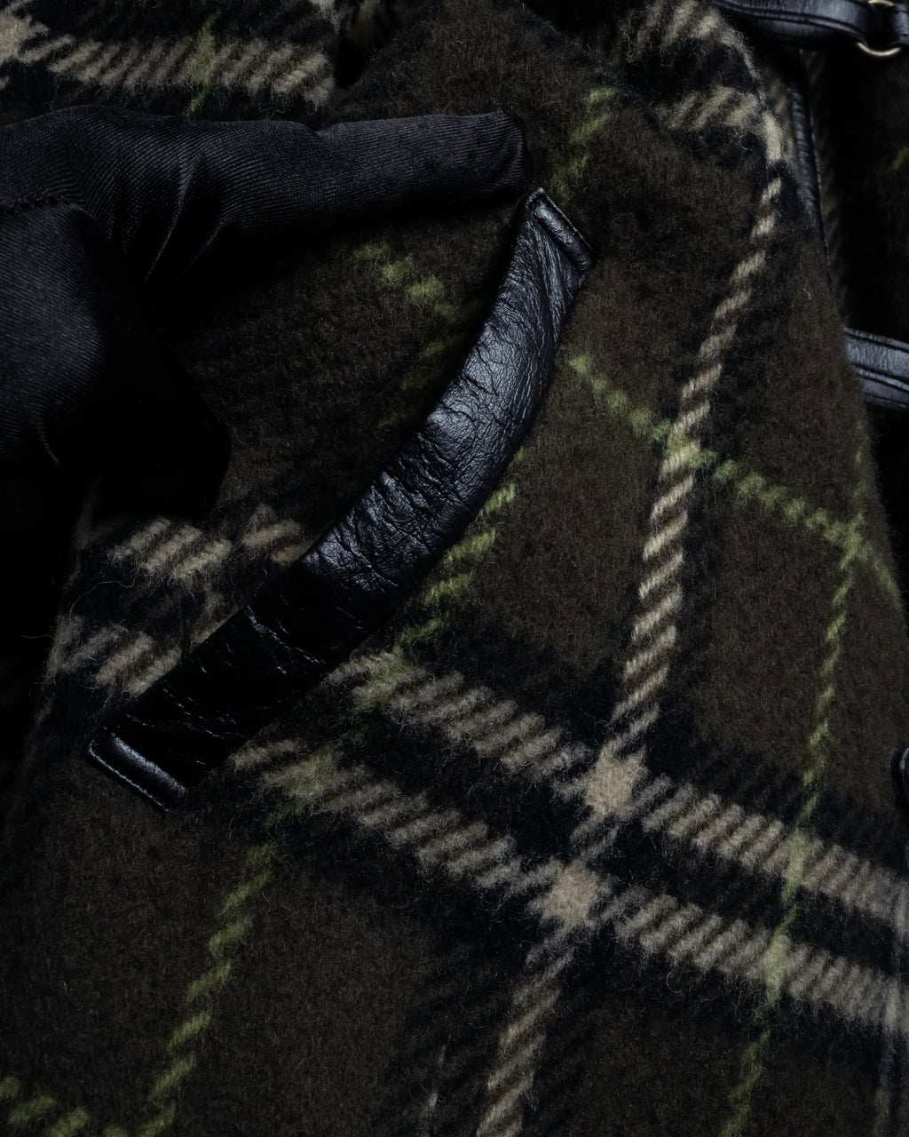 "BURBERRY" Leather switching design check tweed coat