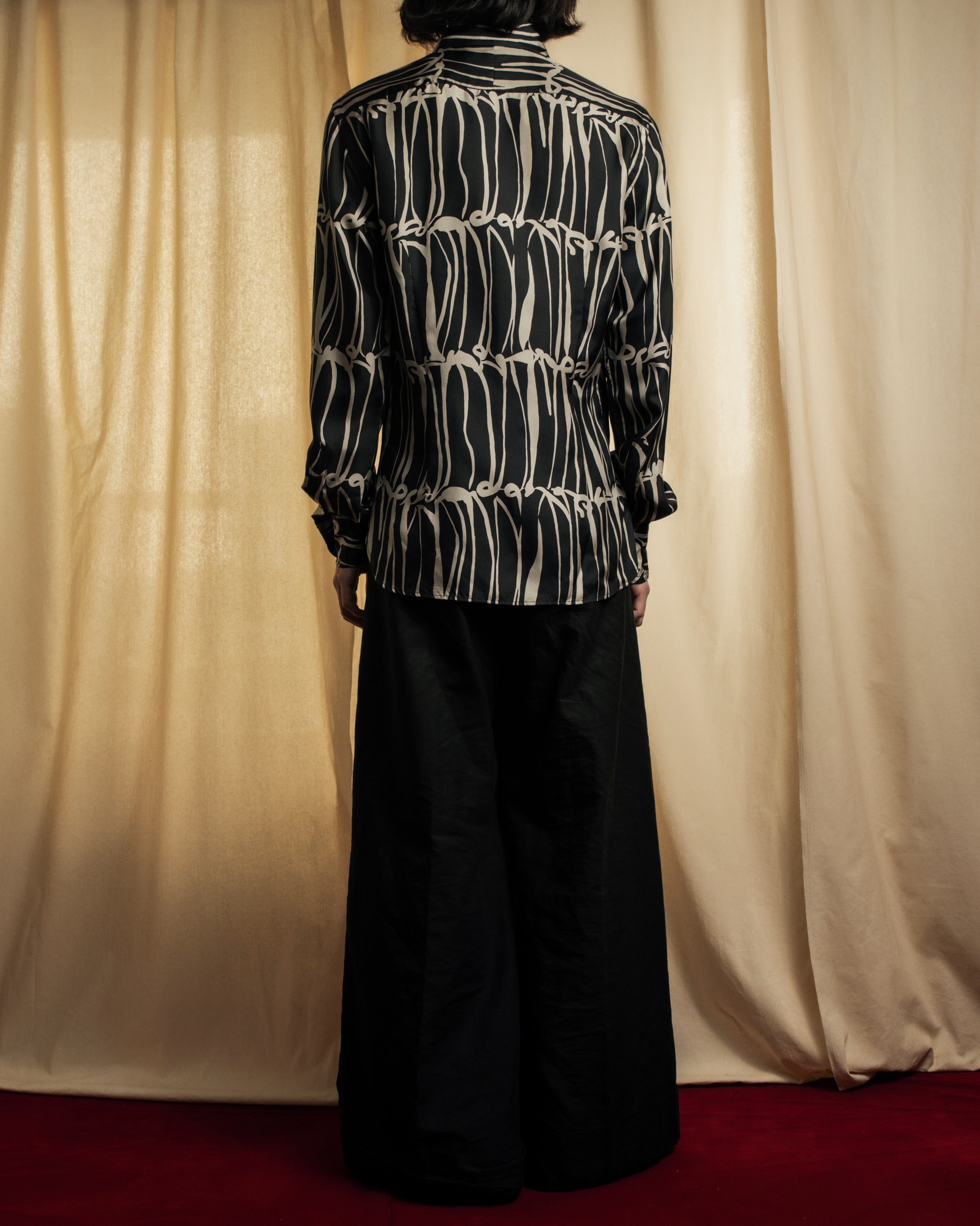 "GUCCI" Handwritten calligraphy pattern silk shirt