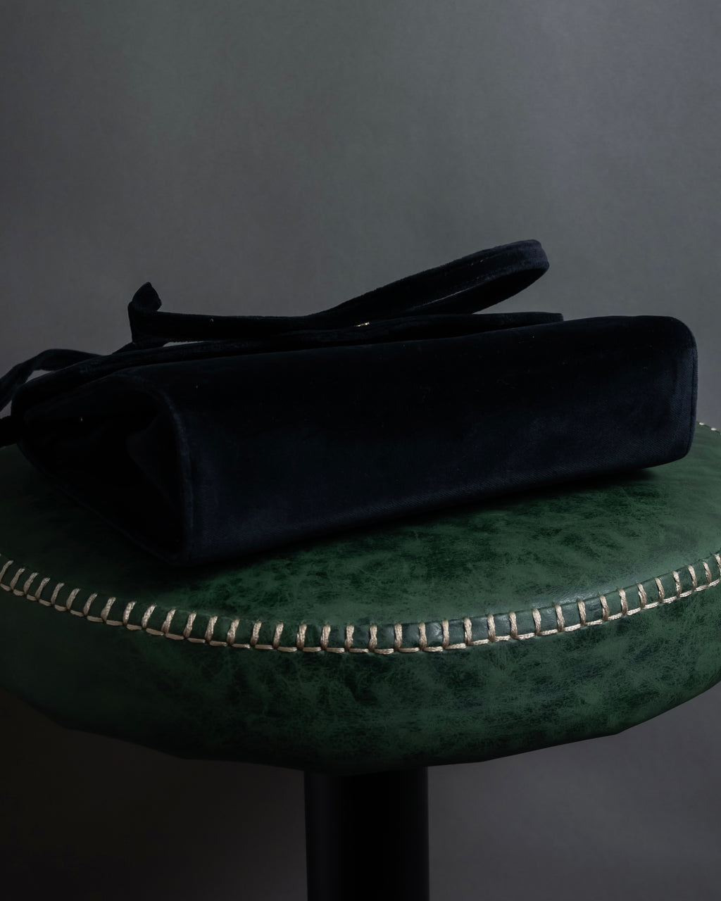 "Salvatore Ferragamo" Antique jewelry motif design velvet shoulder bag