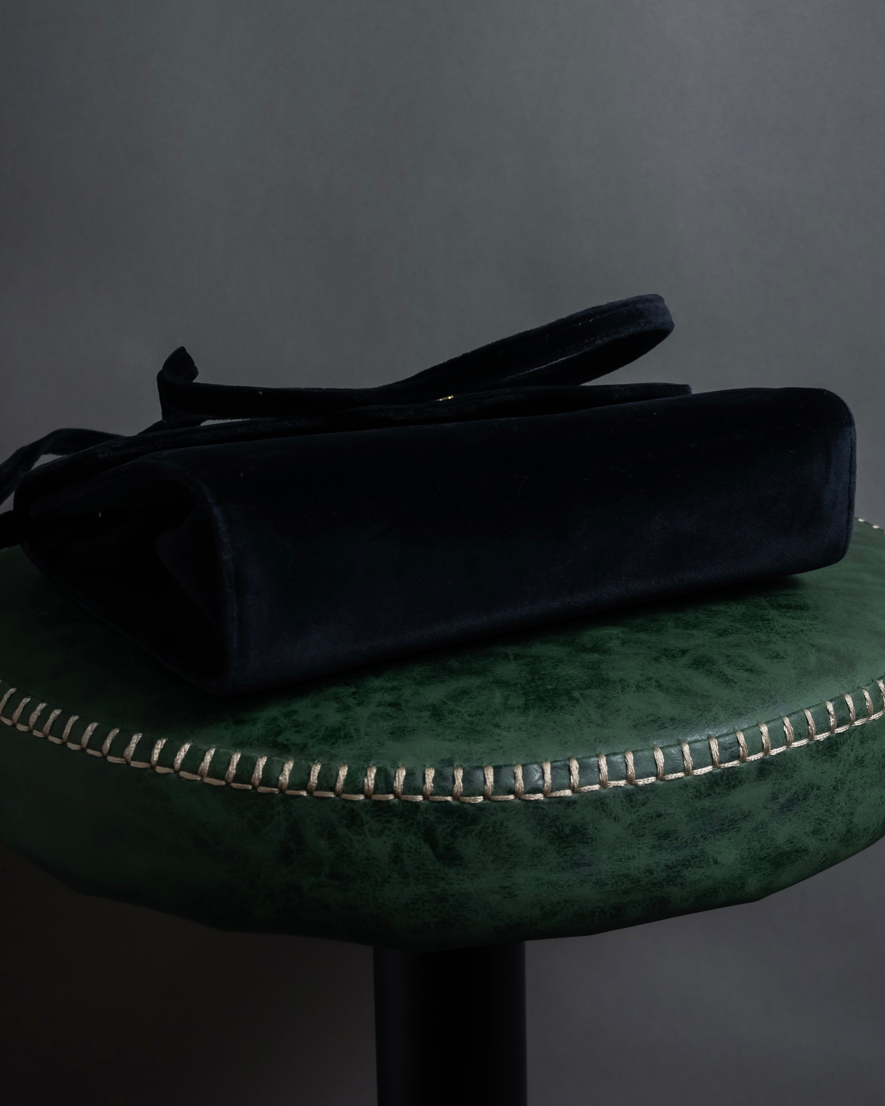 "Salvatore Ferragamo" Antique jewelry motif design velvet shoulder bag