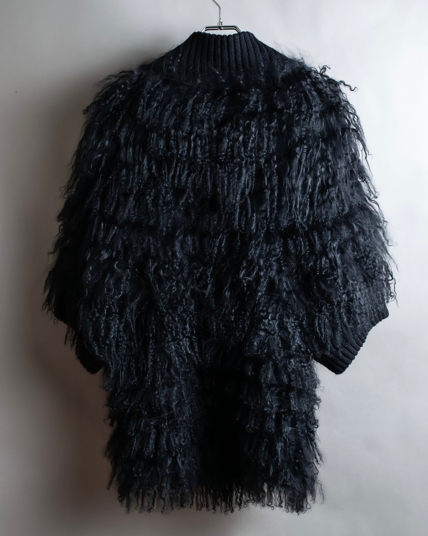 "EMPORIO ARMANI"  Fur fringe design cropped sleeve pullover