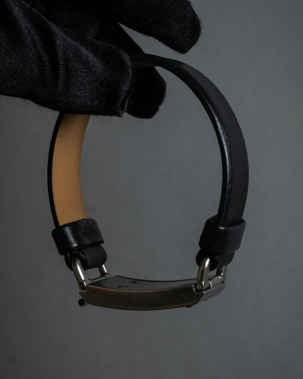 "PRADA" Logo engraved metal plate design leather bracelet