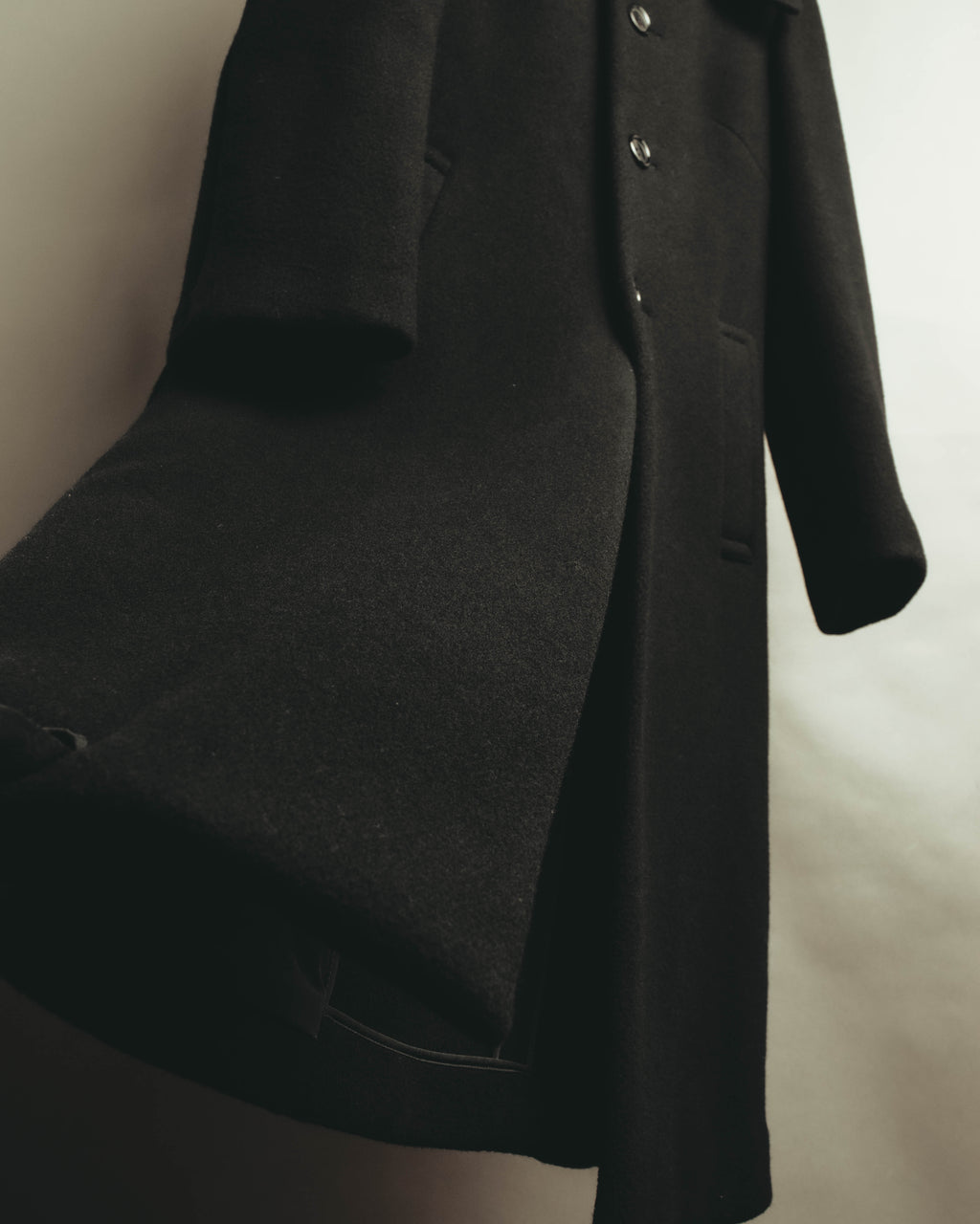 –SPECIAL– “JUNYA WATANABE” 06AW Sculptural twisted-collar wool long coat