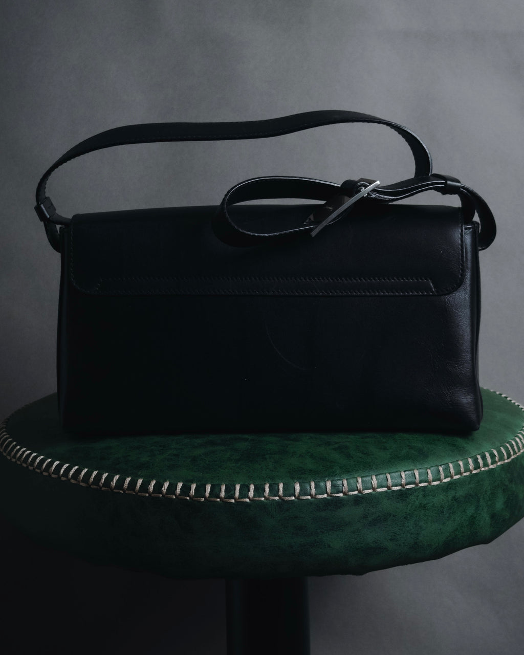 "Salvatore Ferragamo" 90’s-00’s Minimal brushed buckle shoulder bag