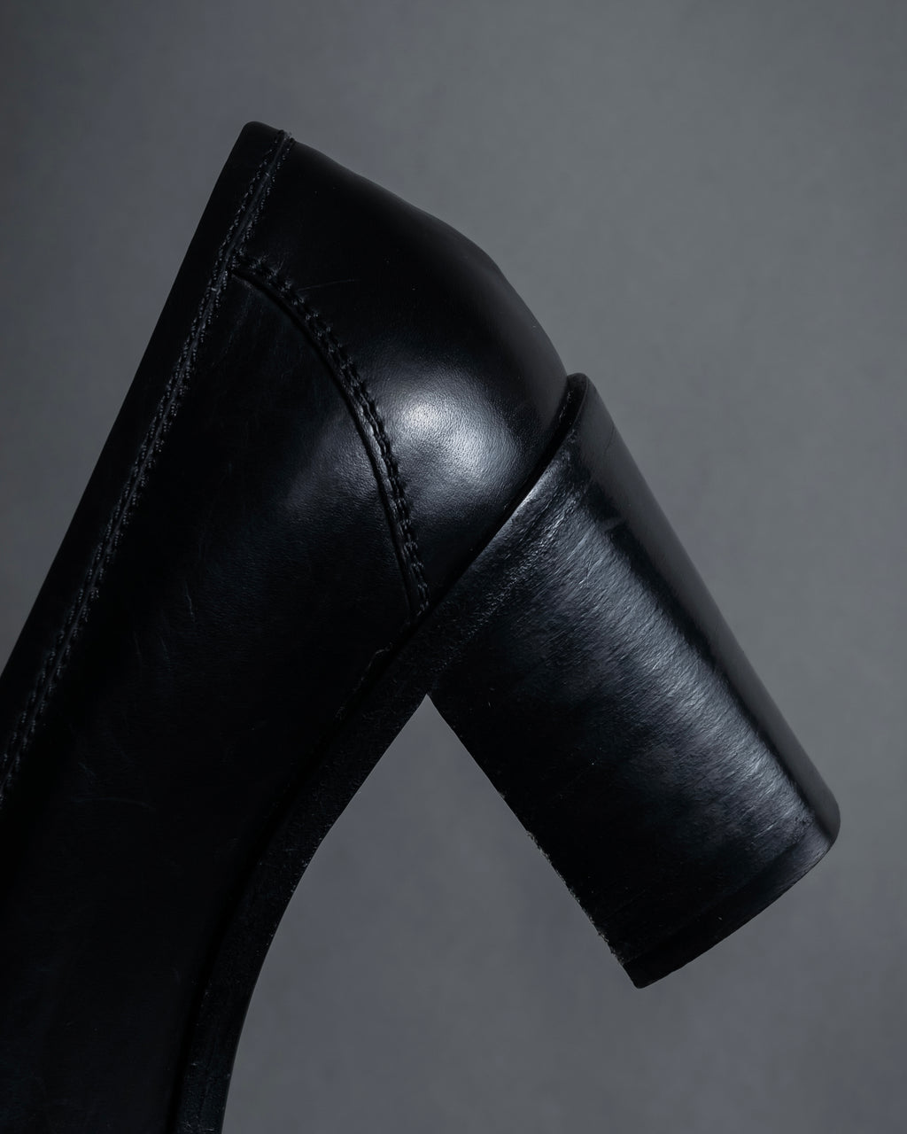 -MOOD Christmas Collection-
"HERMES" 90's-00's Gold buckle design heeled loafers