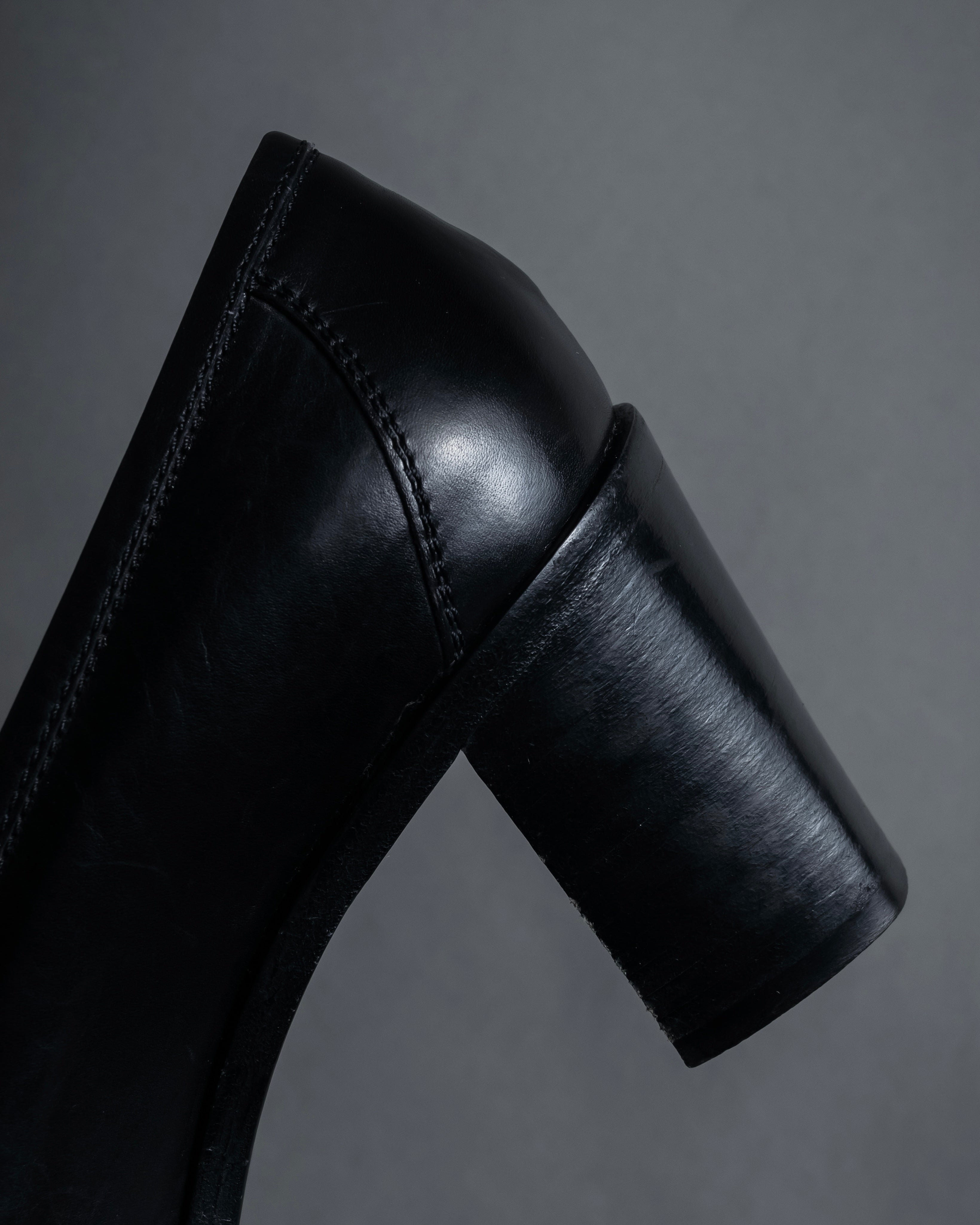 -MOOD Christmas Collection-
"HERMES" 90's-00's Gold buckle design heeled loafers