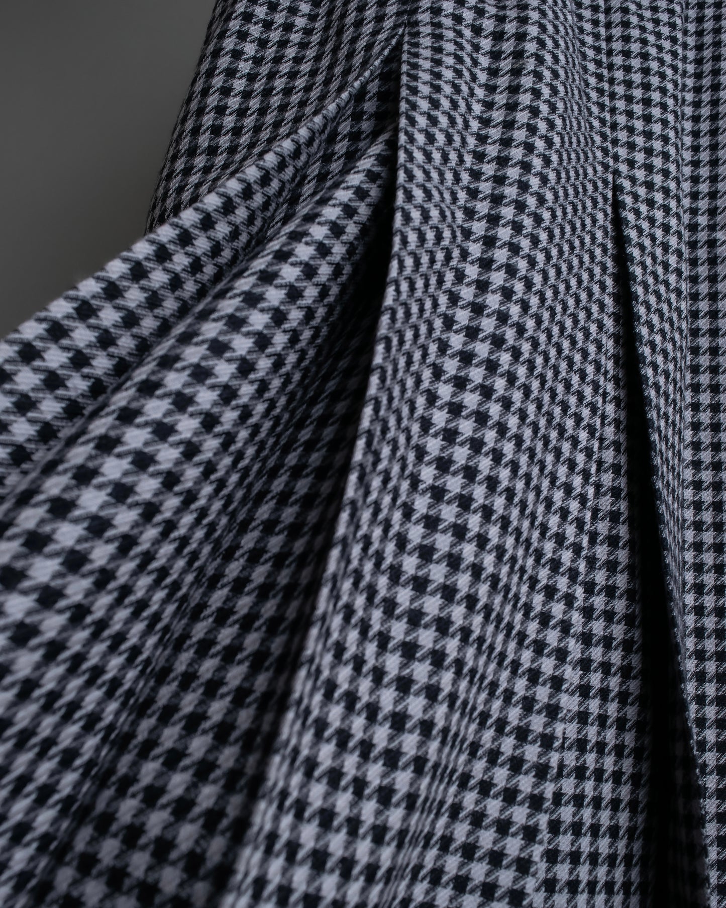 "Christian Dior" Houndstooth pattern wool cropped pleats skirt