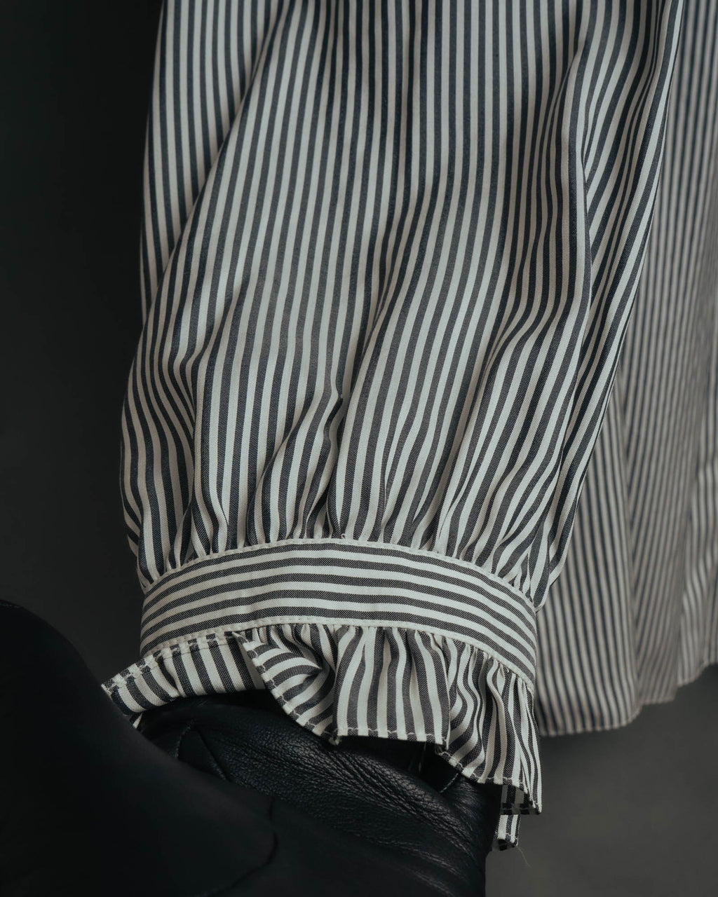 -SPECIAL- “CELINE” 2018’s silk striped ruffle bow blouse