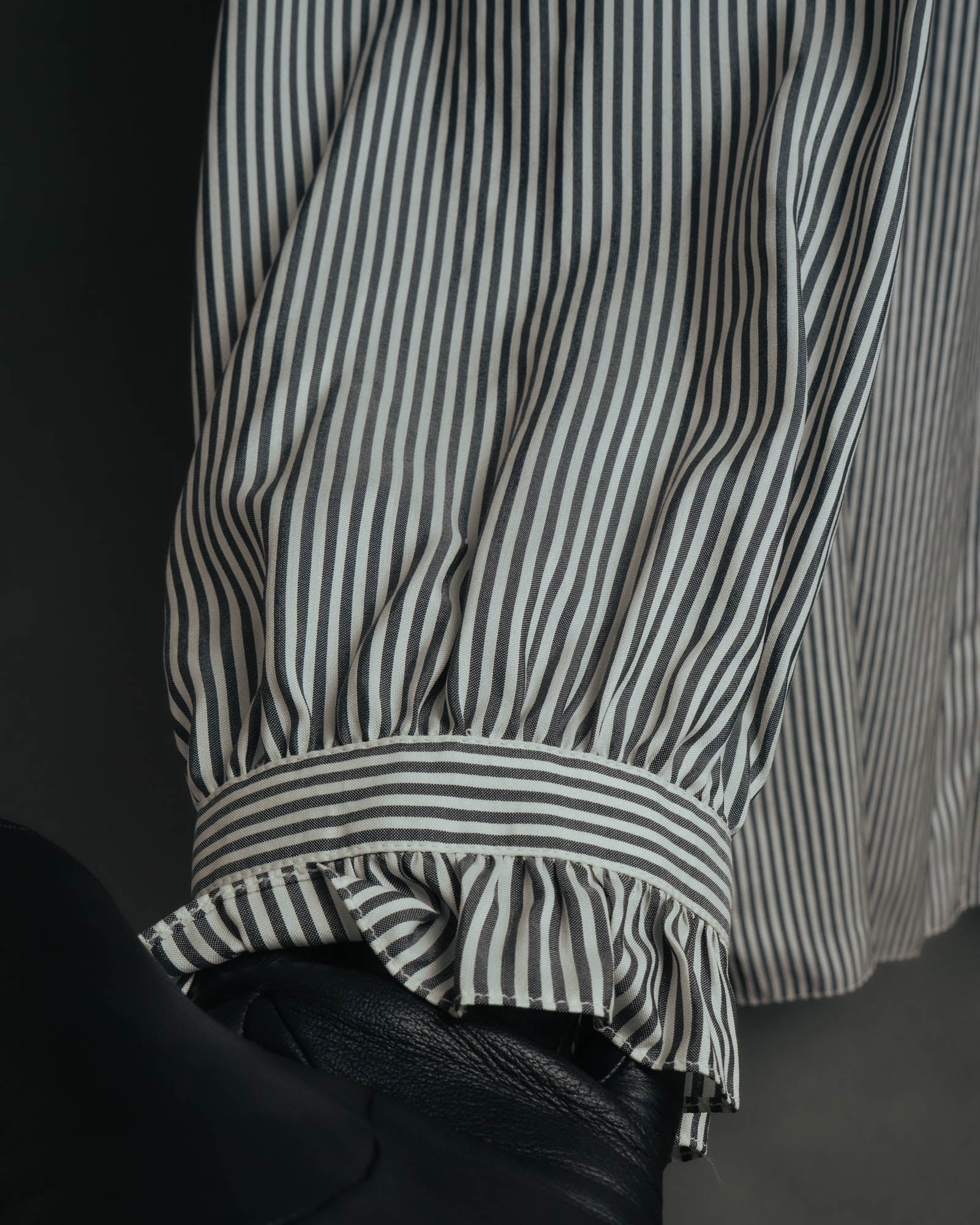 -SPECIAL- “CELINE” 2018’s silk striped ruffle bow blouse
