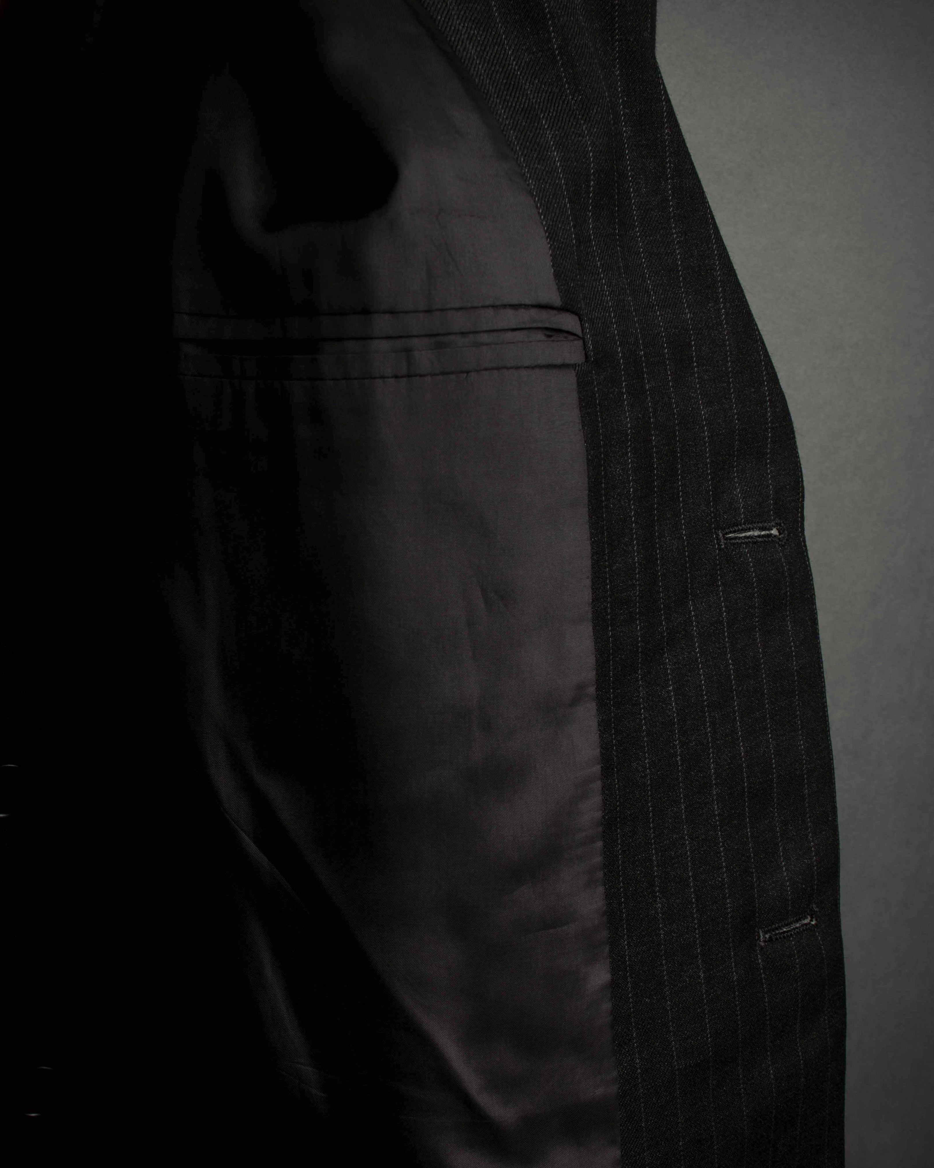 "ARMANI COLLEZIONI" Classic Italian tailoring stripe pattern set up