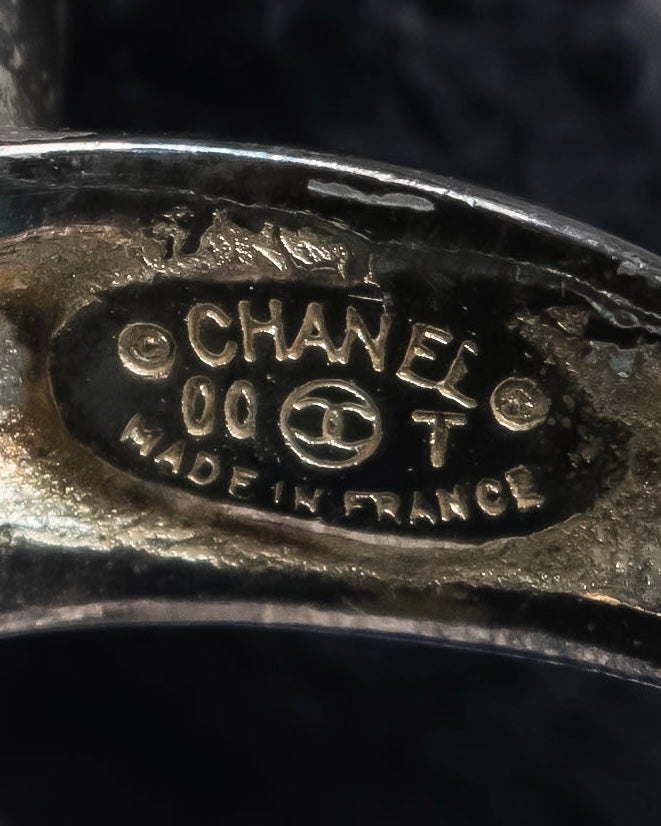 "CHANEL" Pearl center design camellia ring