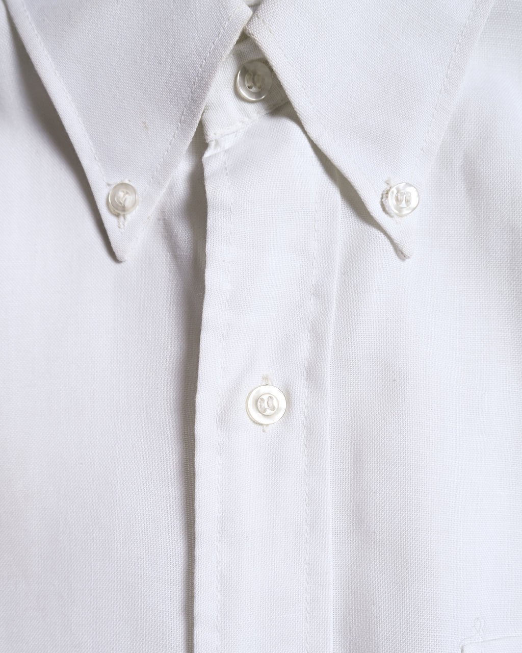 VINTAGE/ Button Down Short Sleeves White Shirt