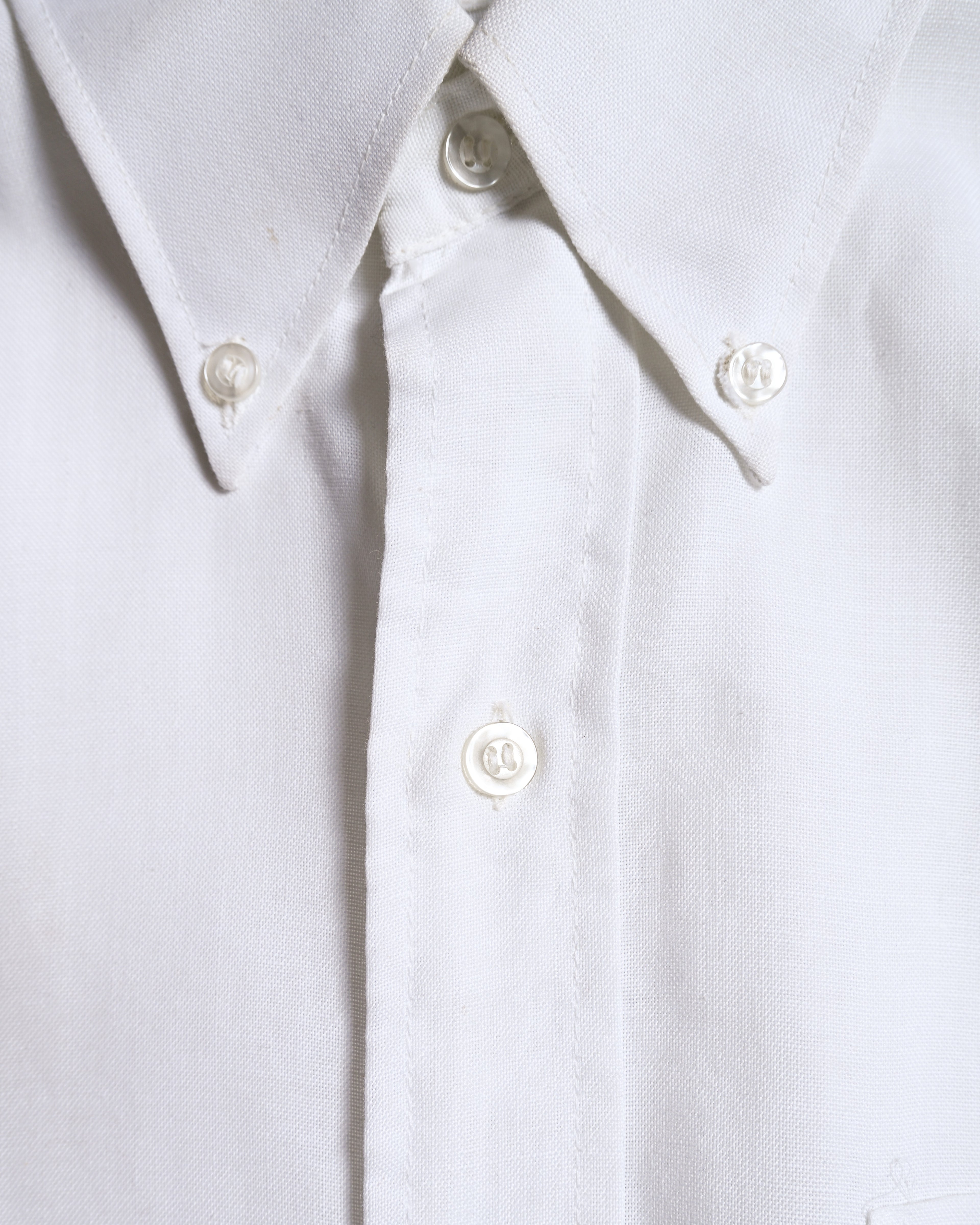 VINTAGE/ Button Down Short Sleeves White Shirt