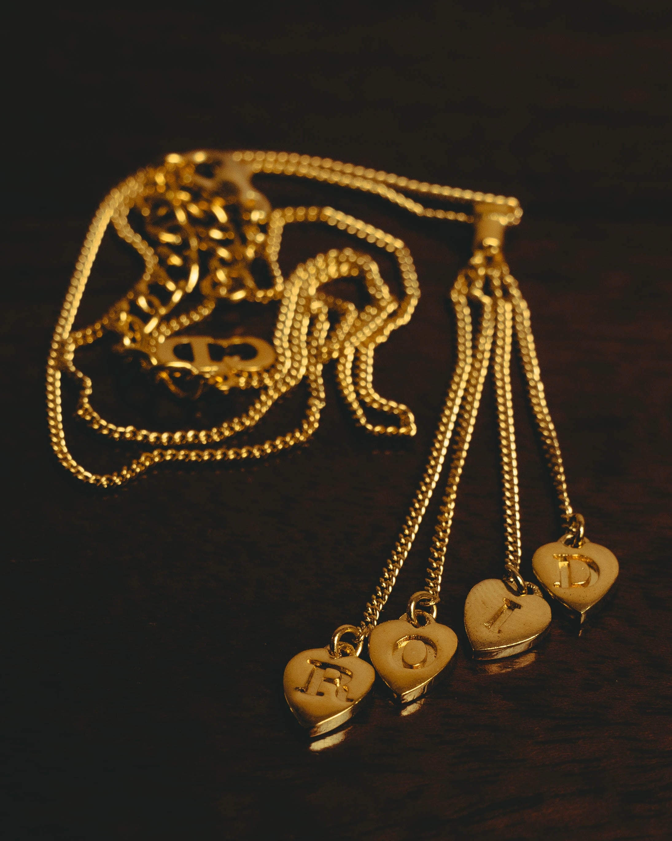 “Christian Dior” 00’s Dior heart charm tassel necklace
