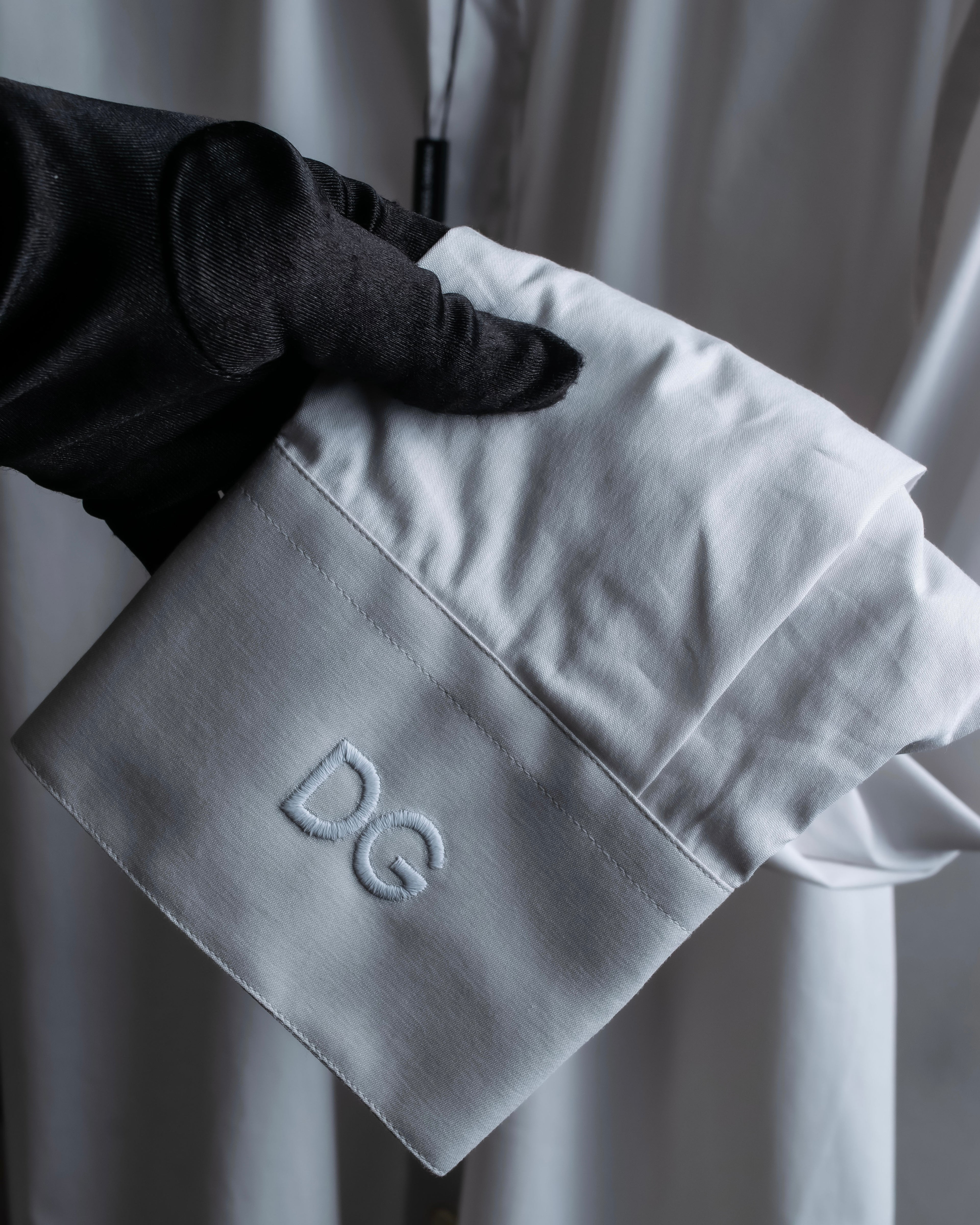 "DOLCE & GABBANA" Cuff logo engraved oversized shirt