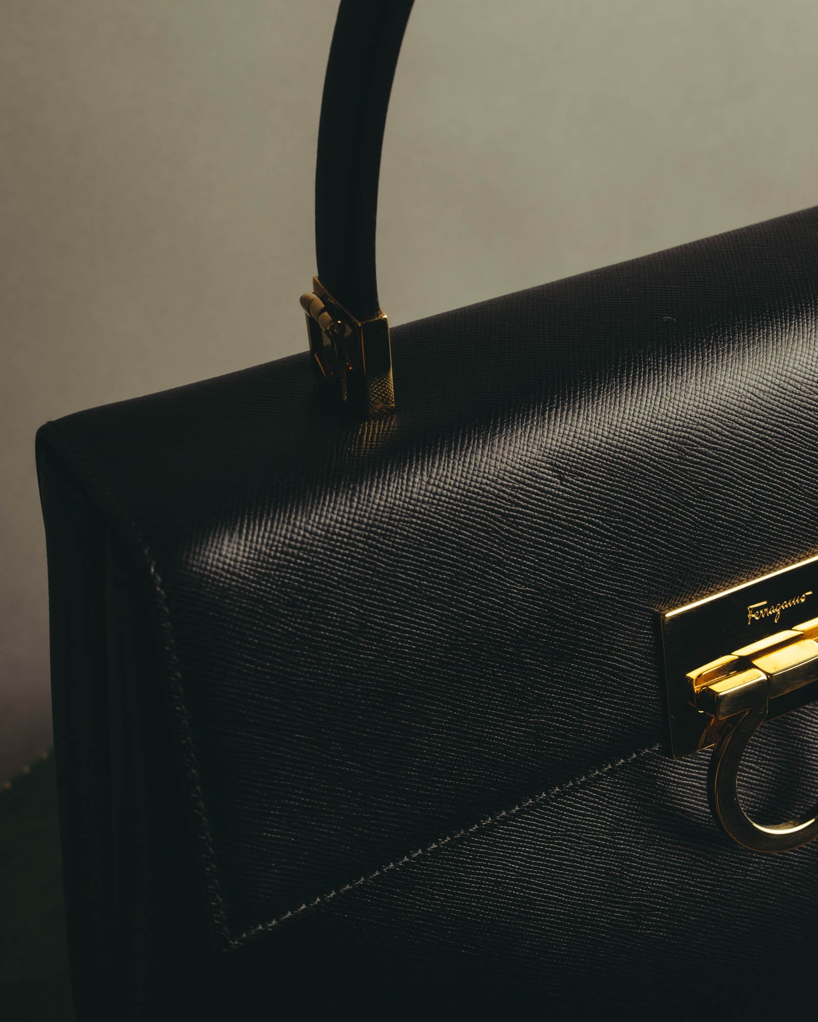 "Salvatore Ferragamo" 90's-00's Structured gancini leather top handle bag