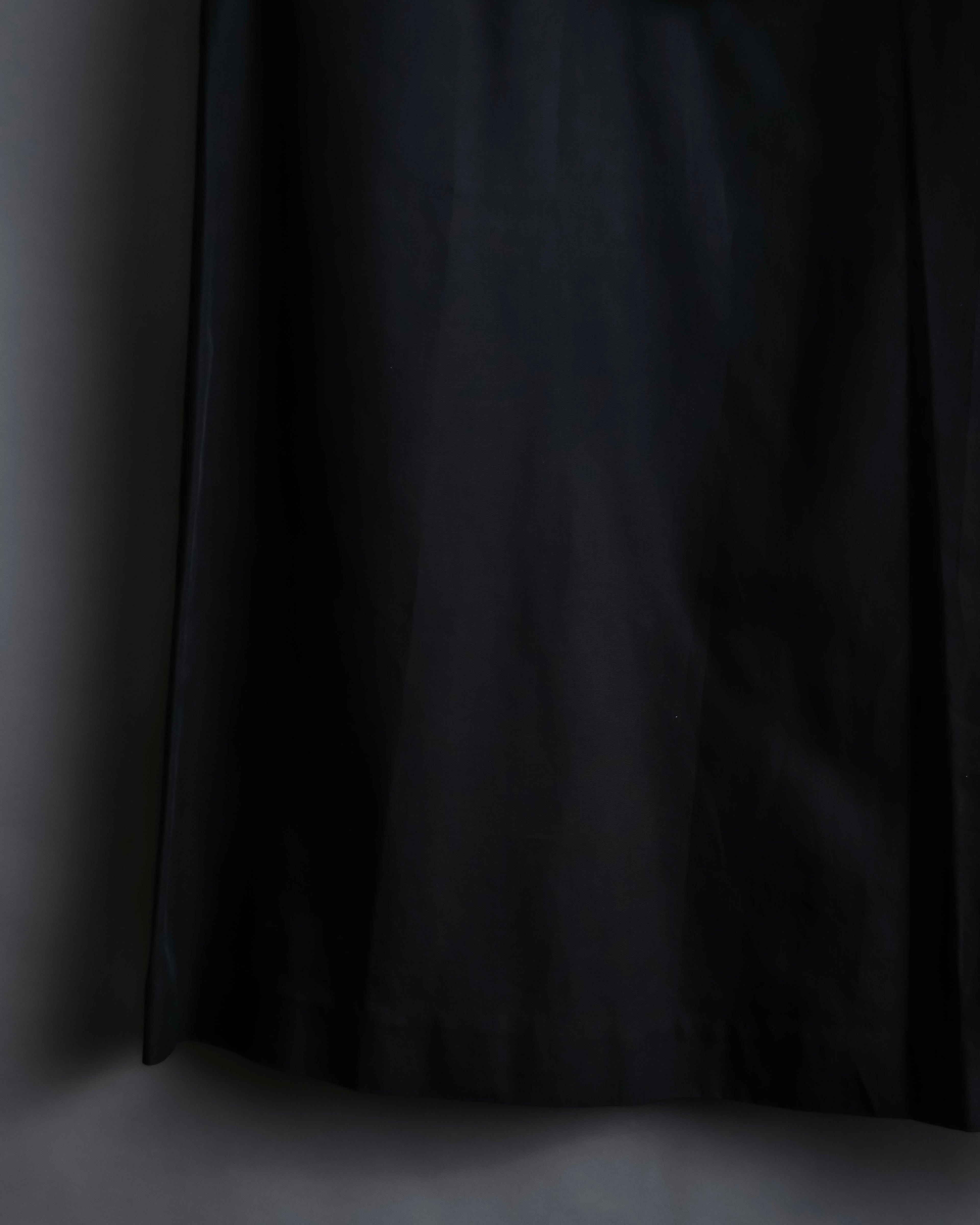 “BOTTEGA VENETA”  V neck designed no sleeve top