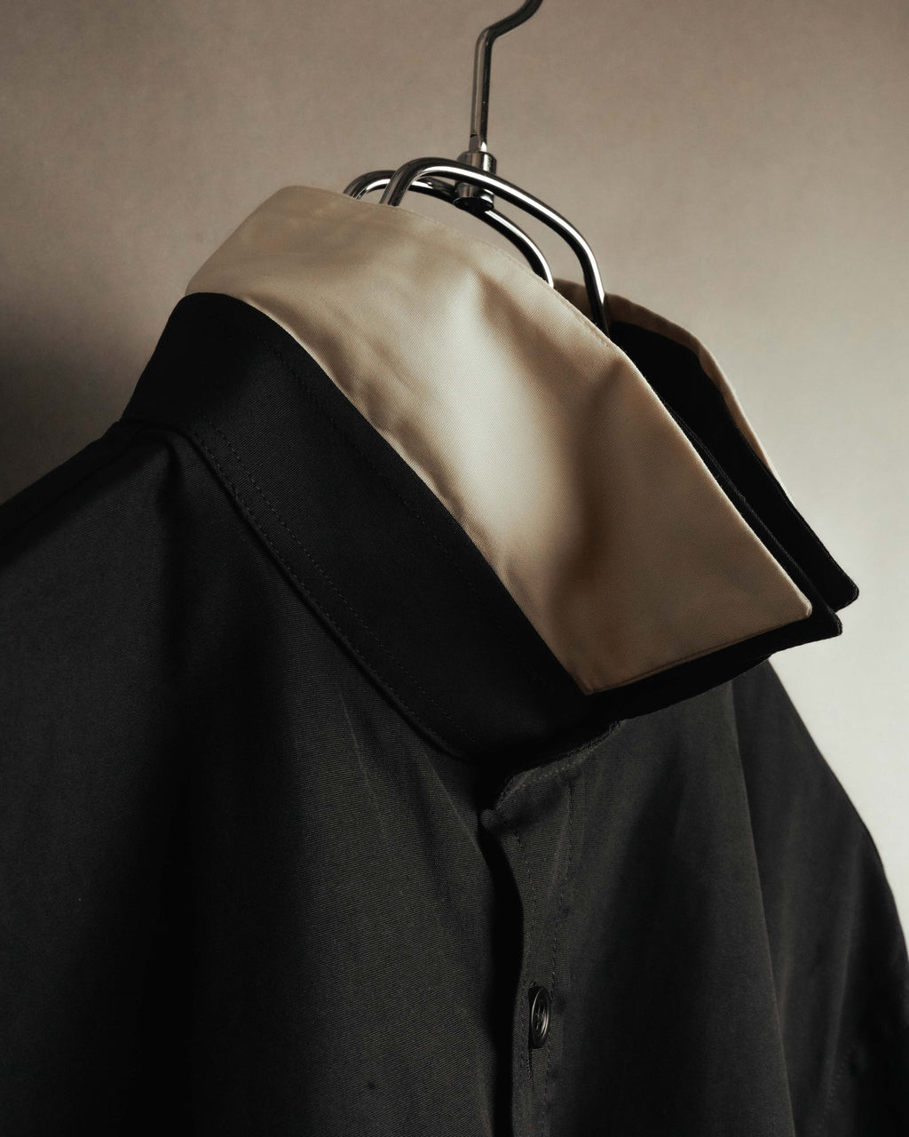 “Alexander McQueen” 10’s Layered double-collar contrast trim shirt
